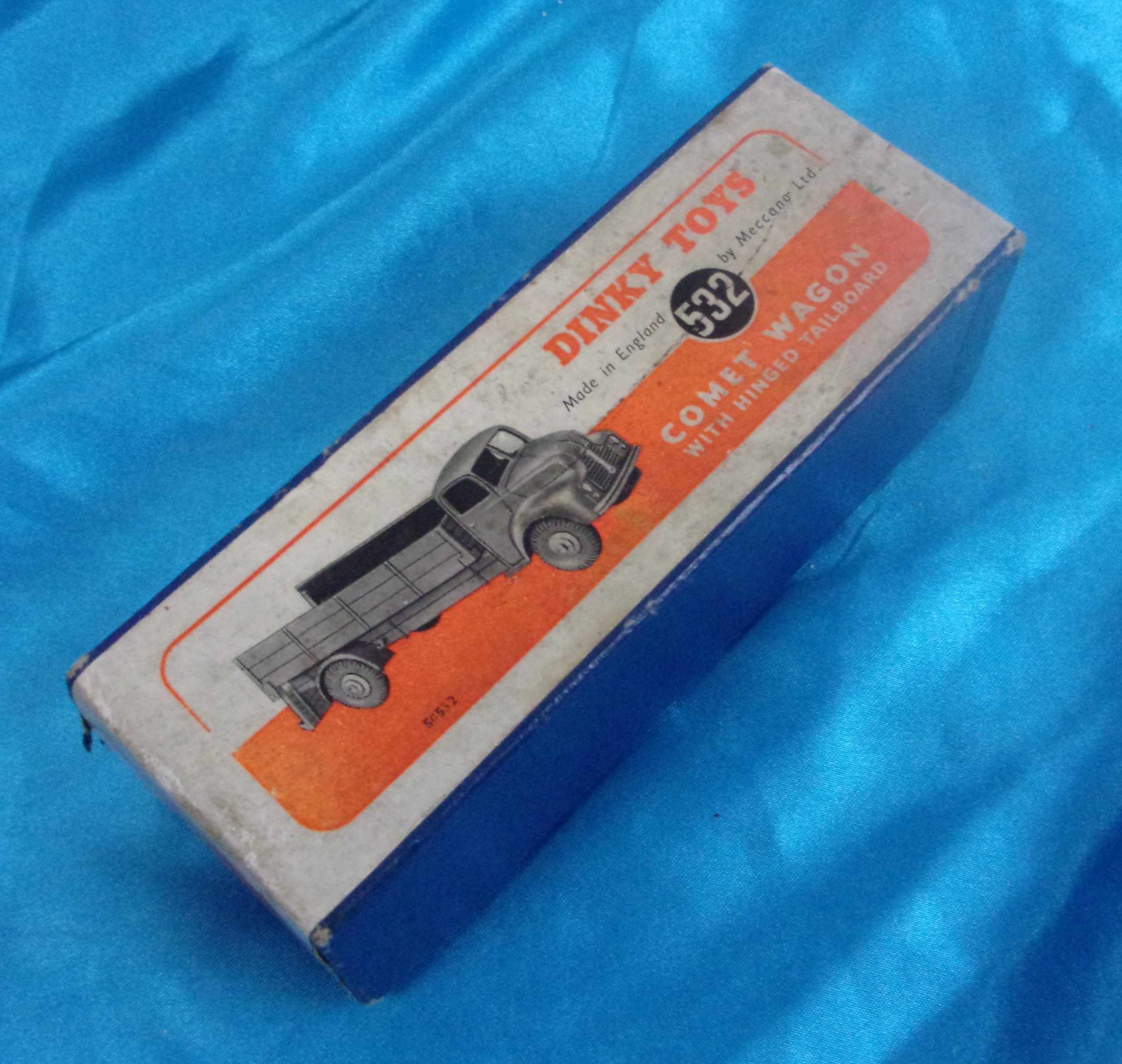 Boxed Dinky Toys 532 Leyland Comet Wagon Truck - Image 9