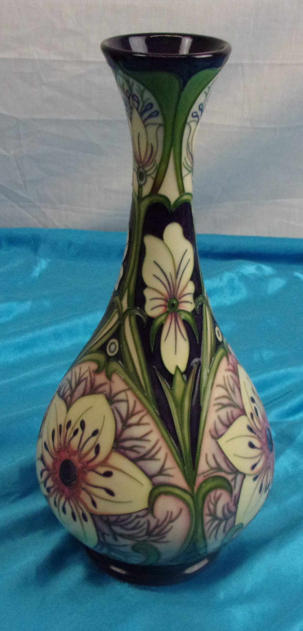 Tall Moorcroft White Lily Vase - Image 3
