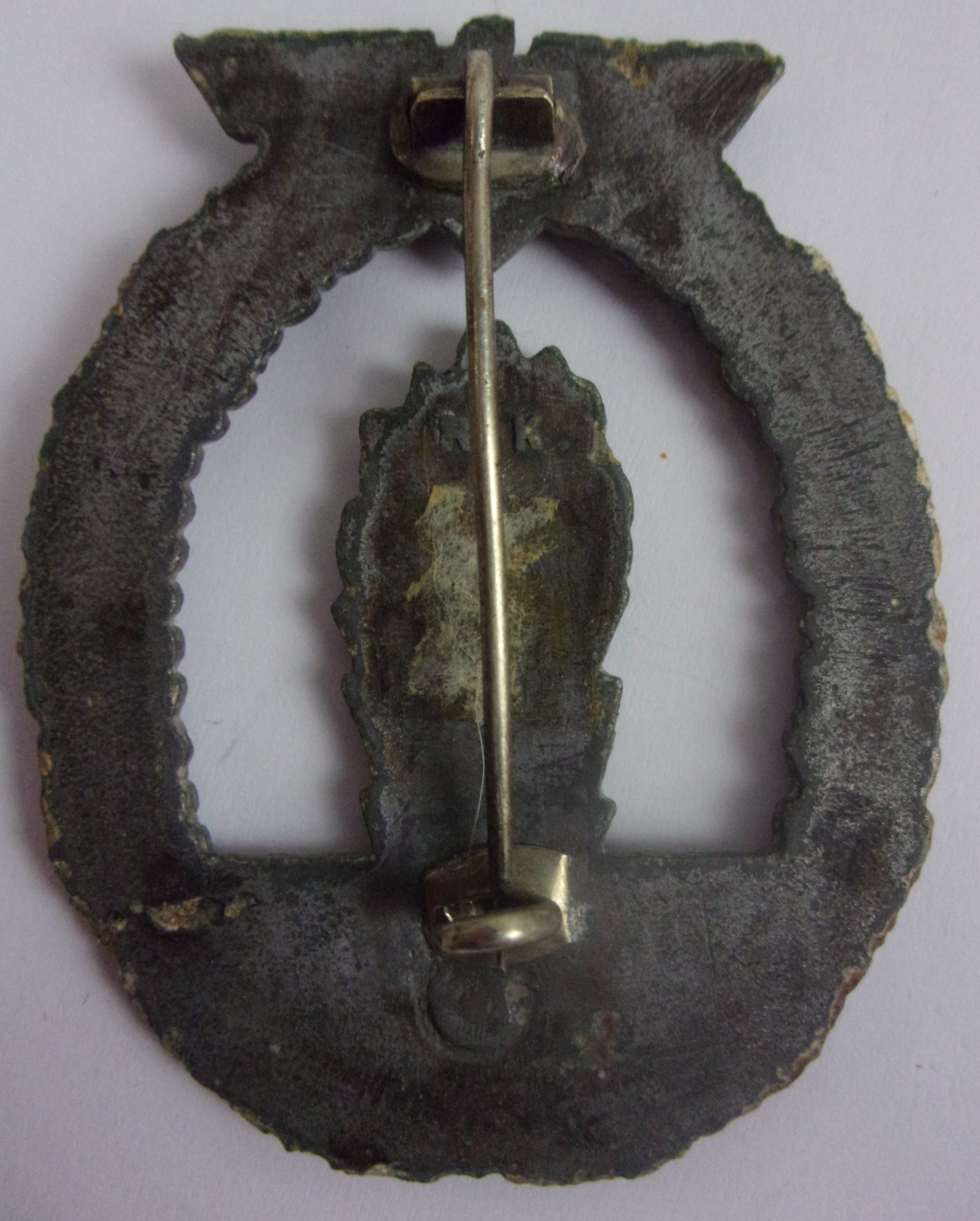 Late War Kriegsmarine Badge By Rudolf Karneth - Image 2