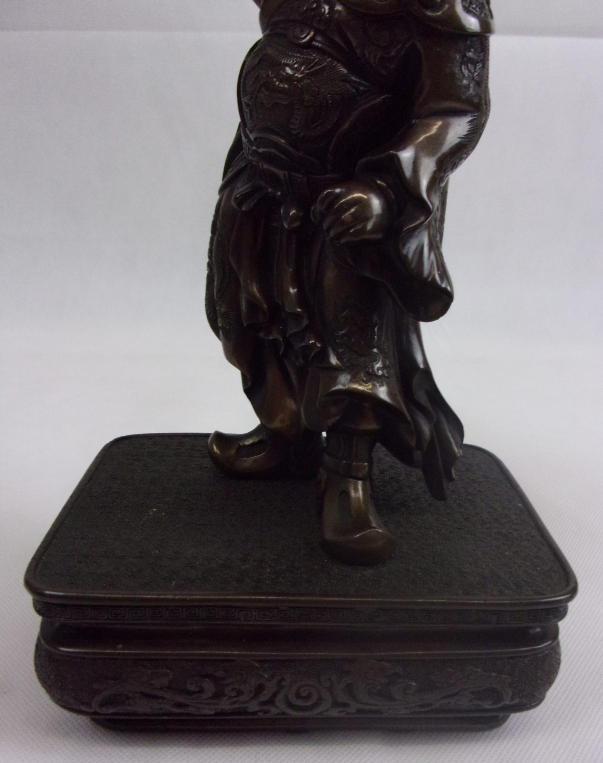 Japanese Meiji Bronze Dancing Figure In Chinese Emperor's Robes - Image 10