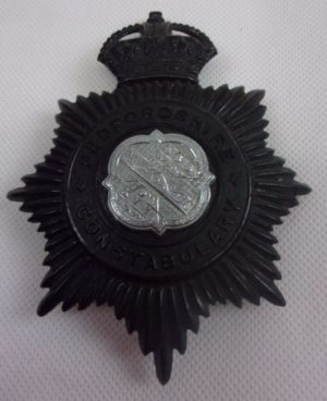 WW2 Kings Crown Bedfordshire Constabulary Police Cap Badge