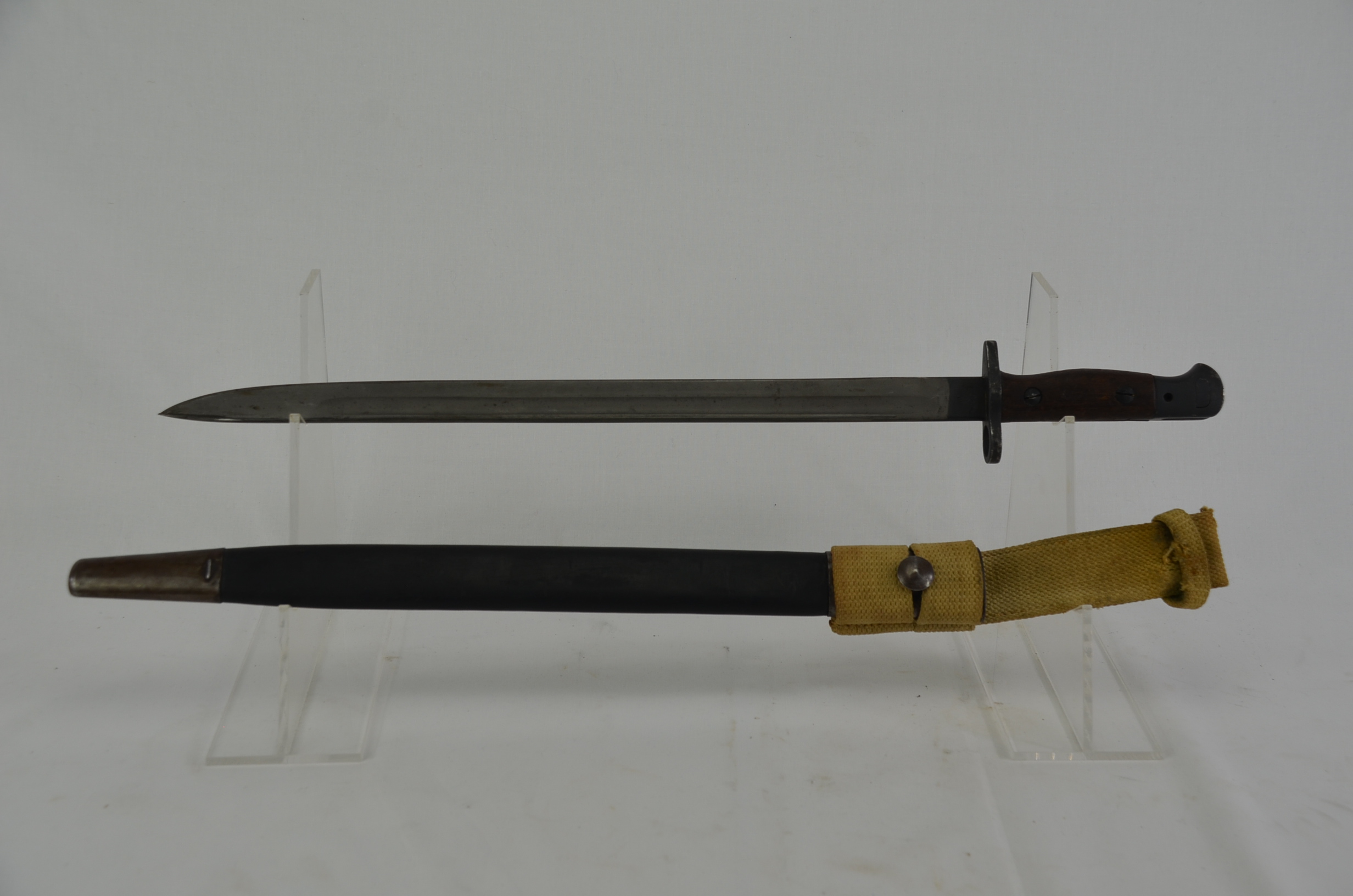 Excellent WW1 1907 Pattern Wilkinson Sword Bayonet and Scabbard