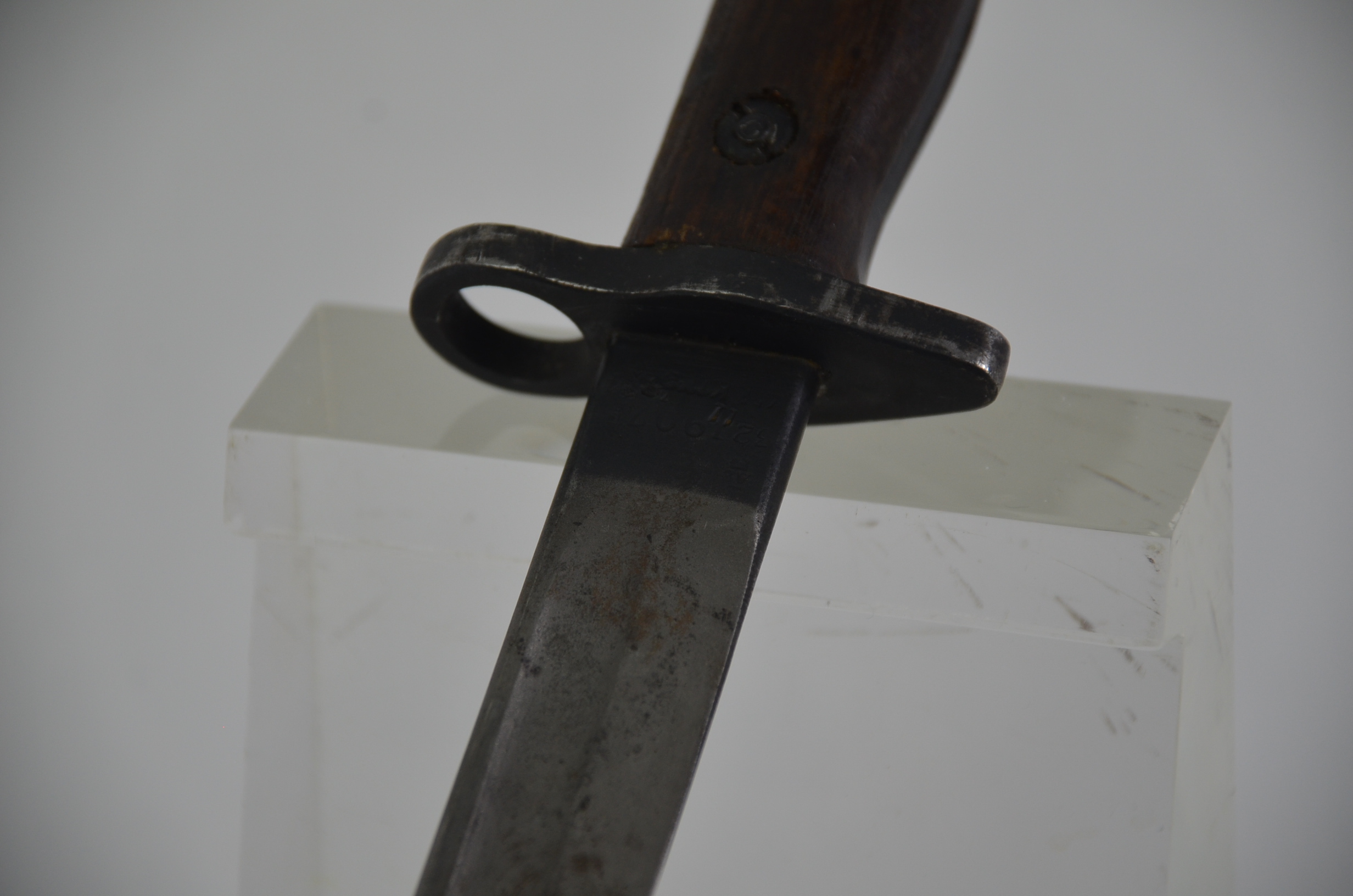 Excellent WW1 1907 Pattern Wilkinson Sword Bayonet and Scabbard - Image 7