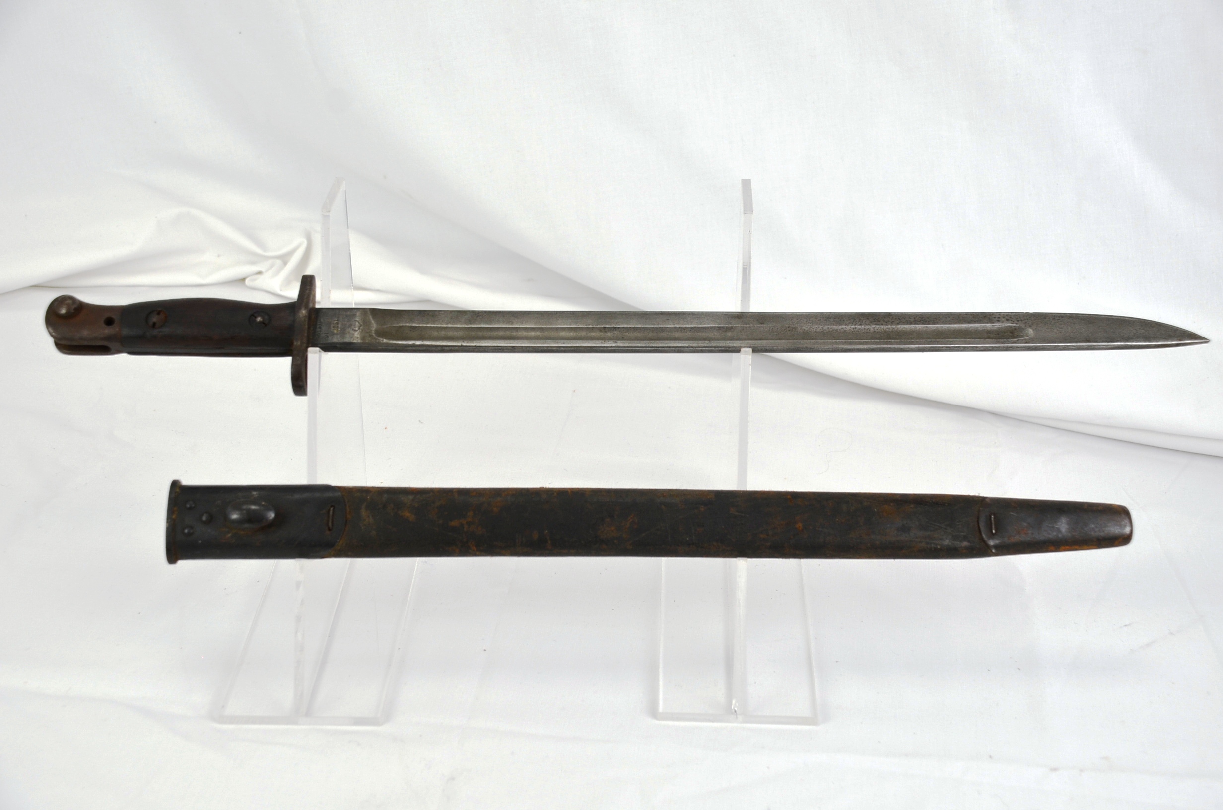 WW1 1907 Sanderson Sword Bayonet For The SMLE With Leather Scabbard