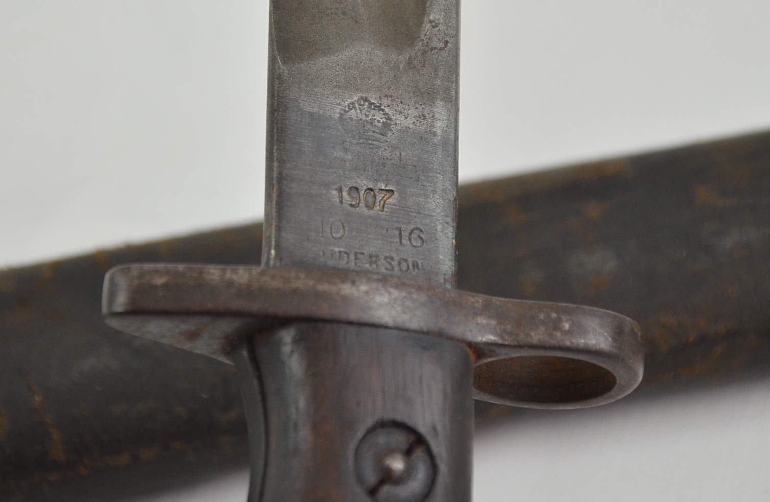 WW1 1907 Sanderson Sword Bayonet For The SMLE With Leather Scabbard - Image 15