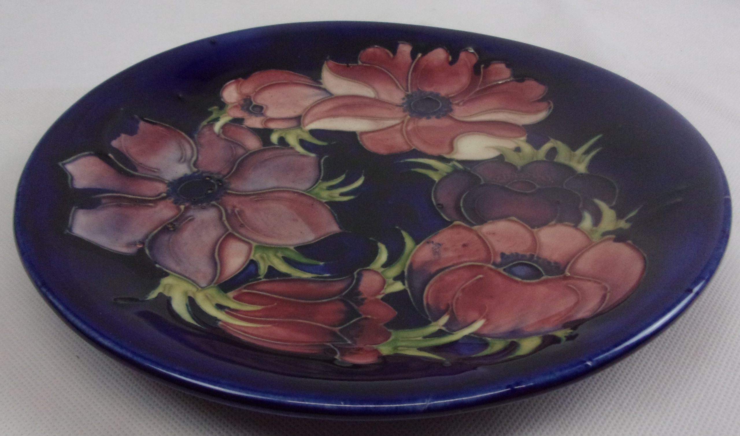 Moorcroft Clematis Pattern Plate - Image 3