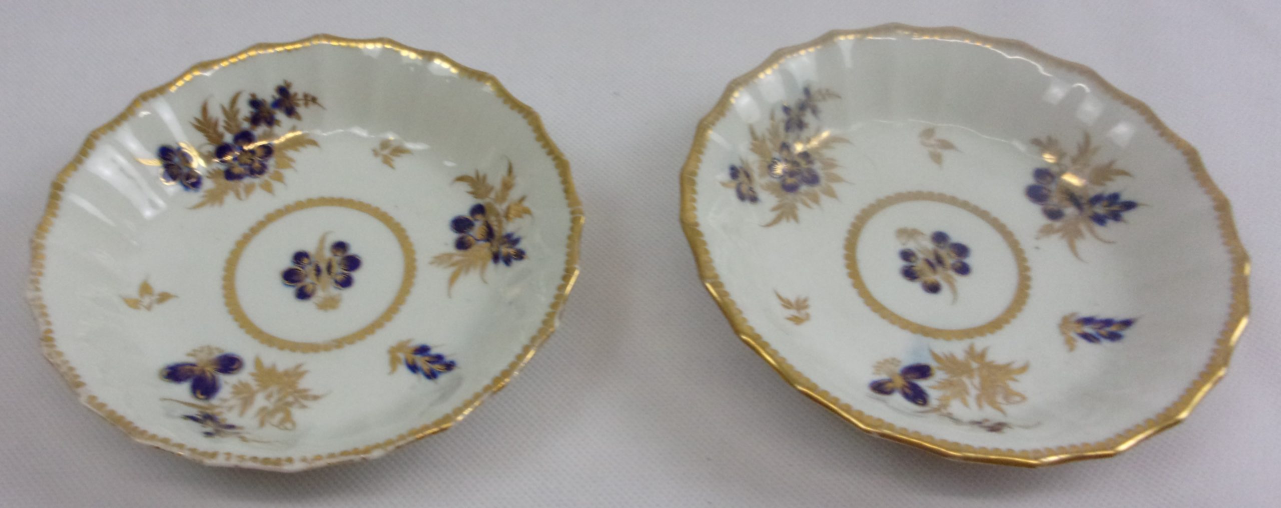 Circa 1785 Pair Blue Gilt Flight & Barr Worcester Porcelain Tea Bowls Saucers - Image 9
