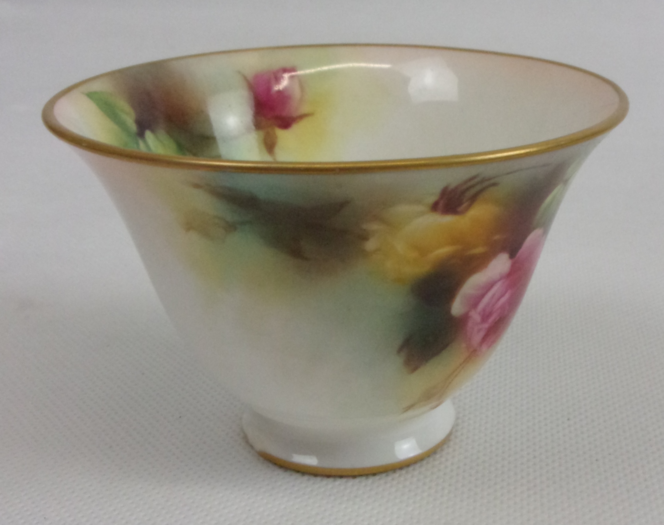 1894 Royal Worcester Headley Small Rose Bowl - Image 2