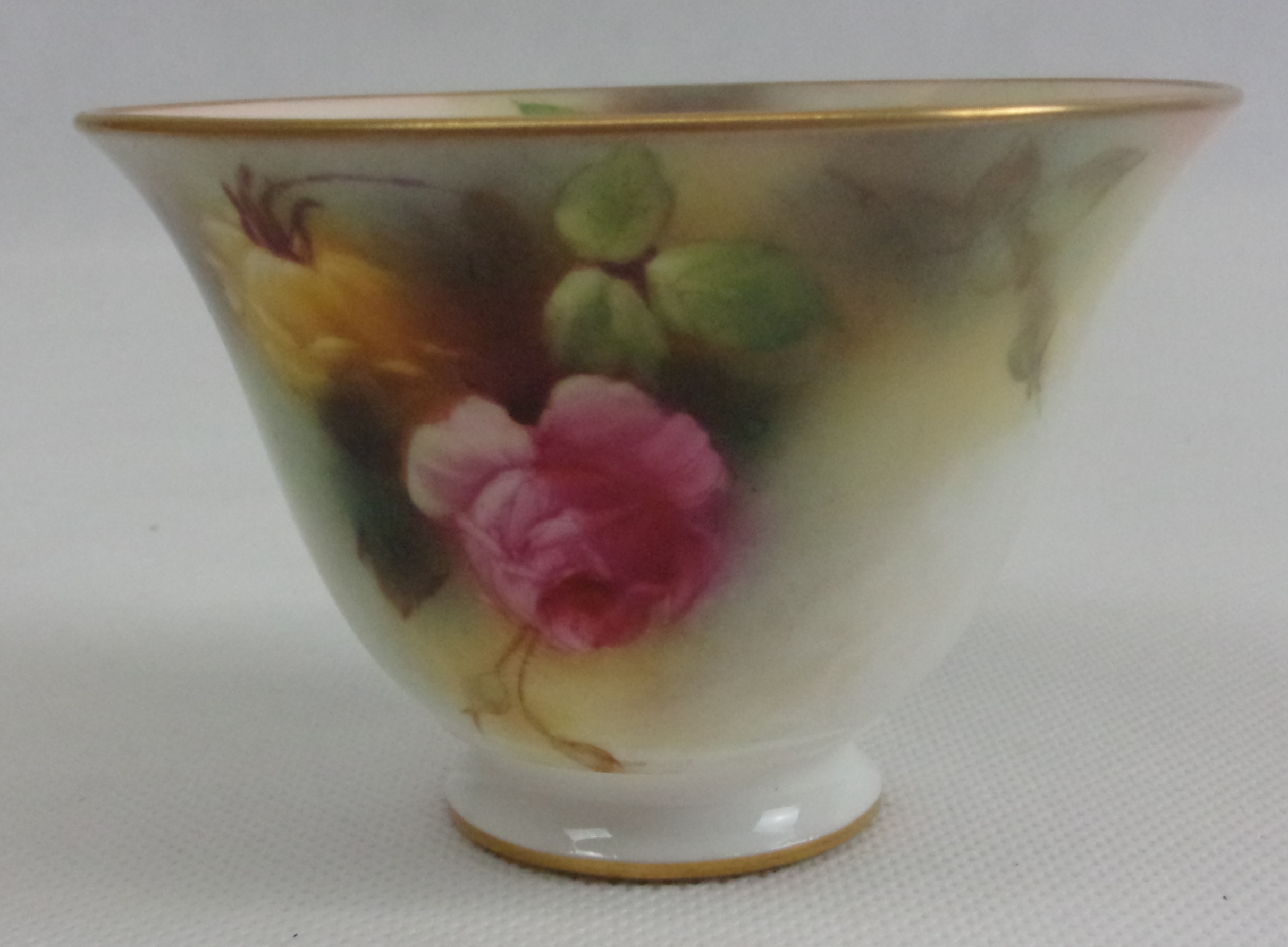 1894 Royal Worcester Headley Small Rose Bowl