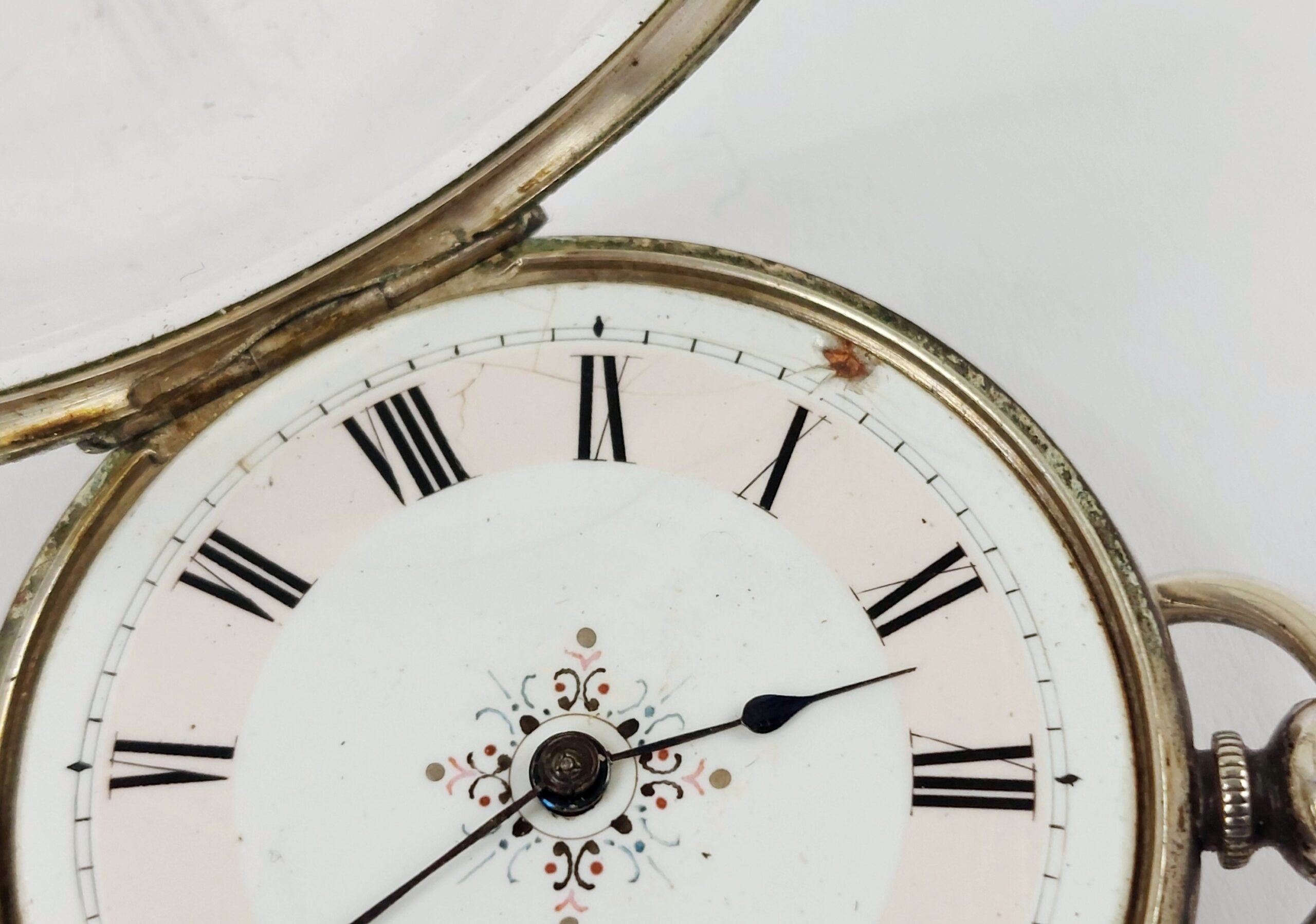c1900 Ladies Continental Silver Pocket Watch - Image 3