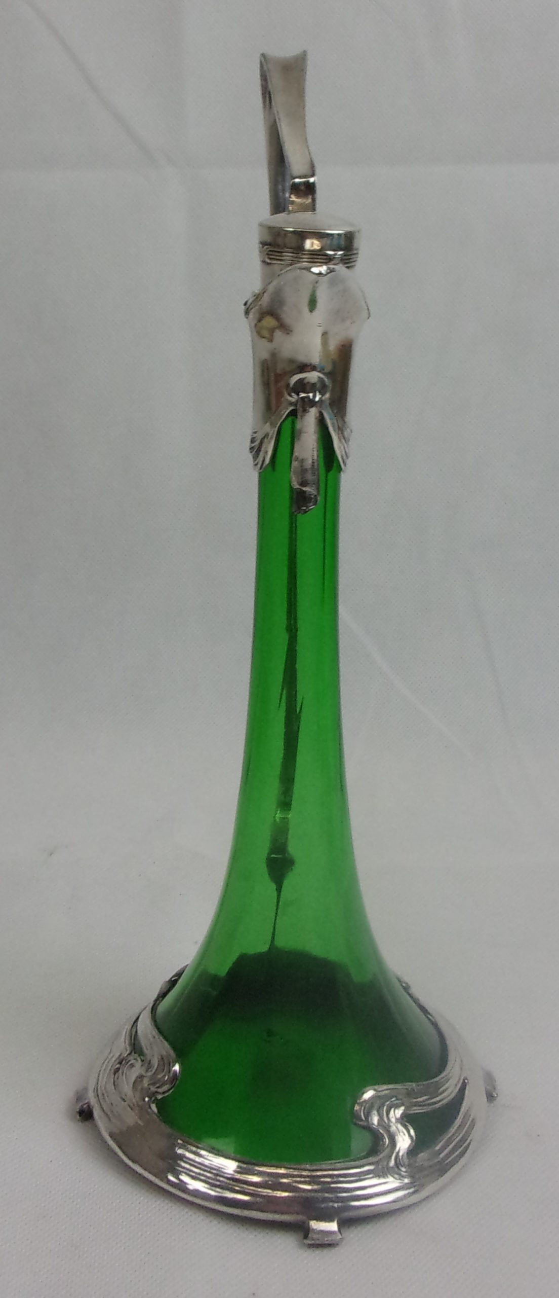 Art Nouveau Silver Plated Green Glass Decanter - Image 6