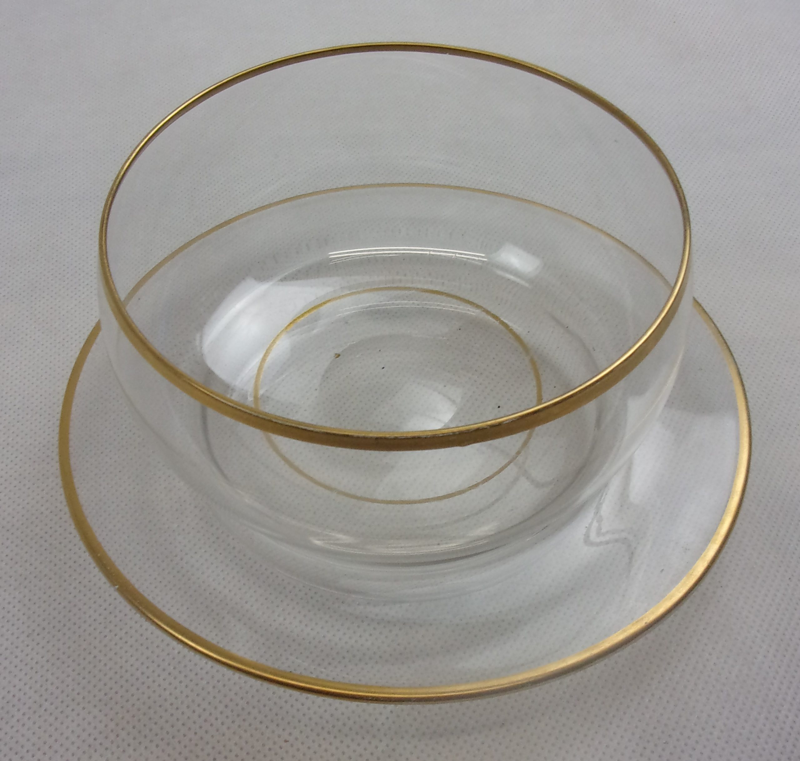 Circa 1820 Trio Of Georgian Gilt Glass Finger Bowls And Saucers - Image 4