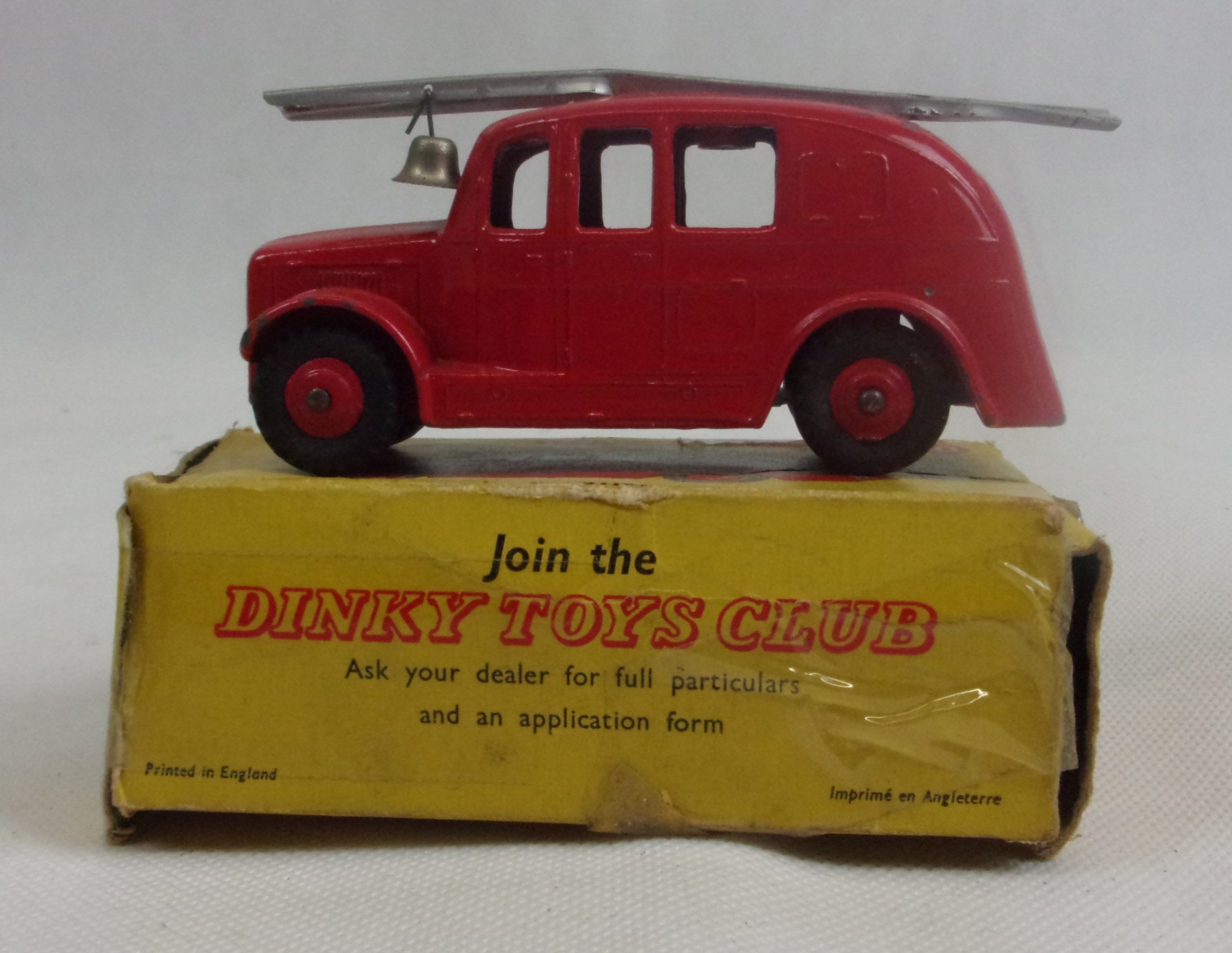 Dinky Toys 250 Streamlined Fire Engine In Its Original Box