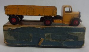 Dinky 521 Articulated Lorry In Its Original Box