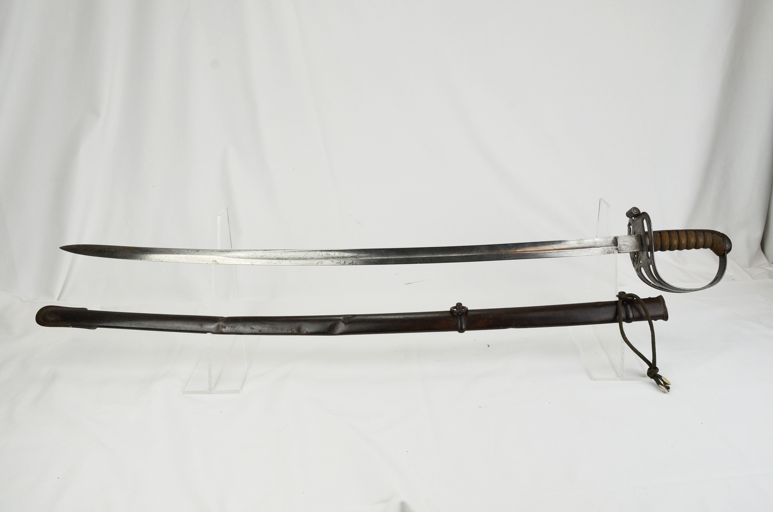 Excellent Victorian 1822 Pattern Rifle Officers Sword With Scabbard