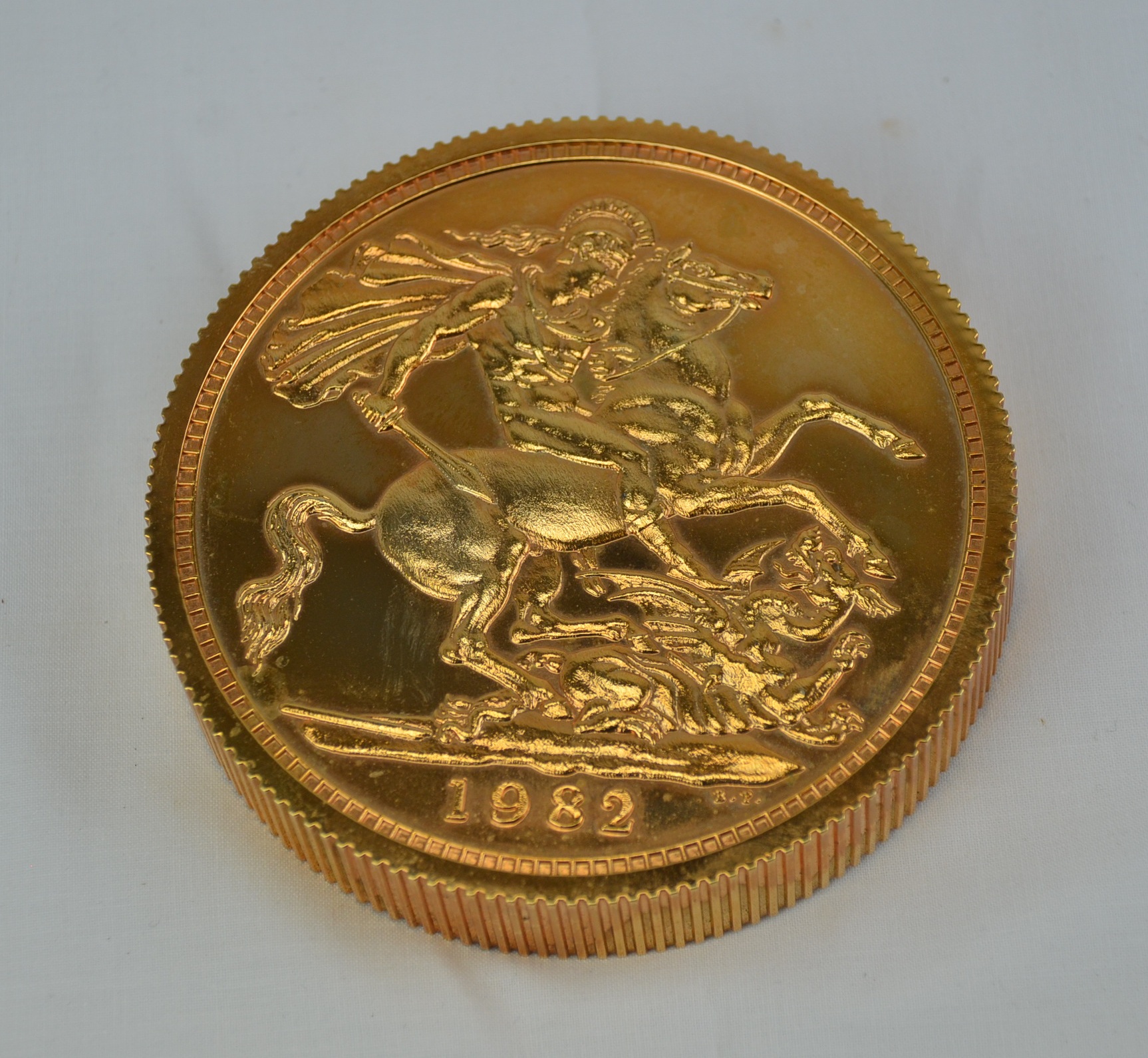 Sovereign Paperweight From The Royal Mint Coin Club