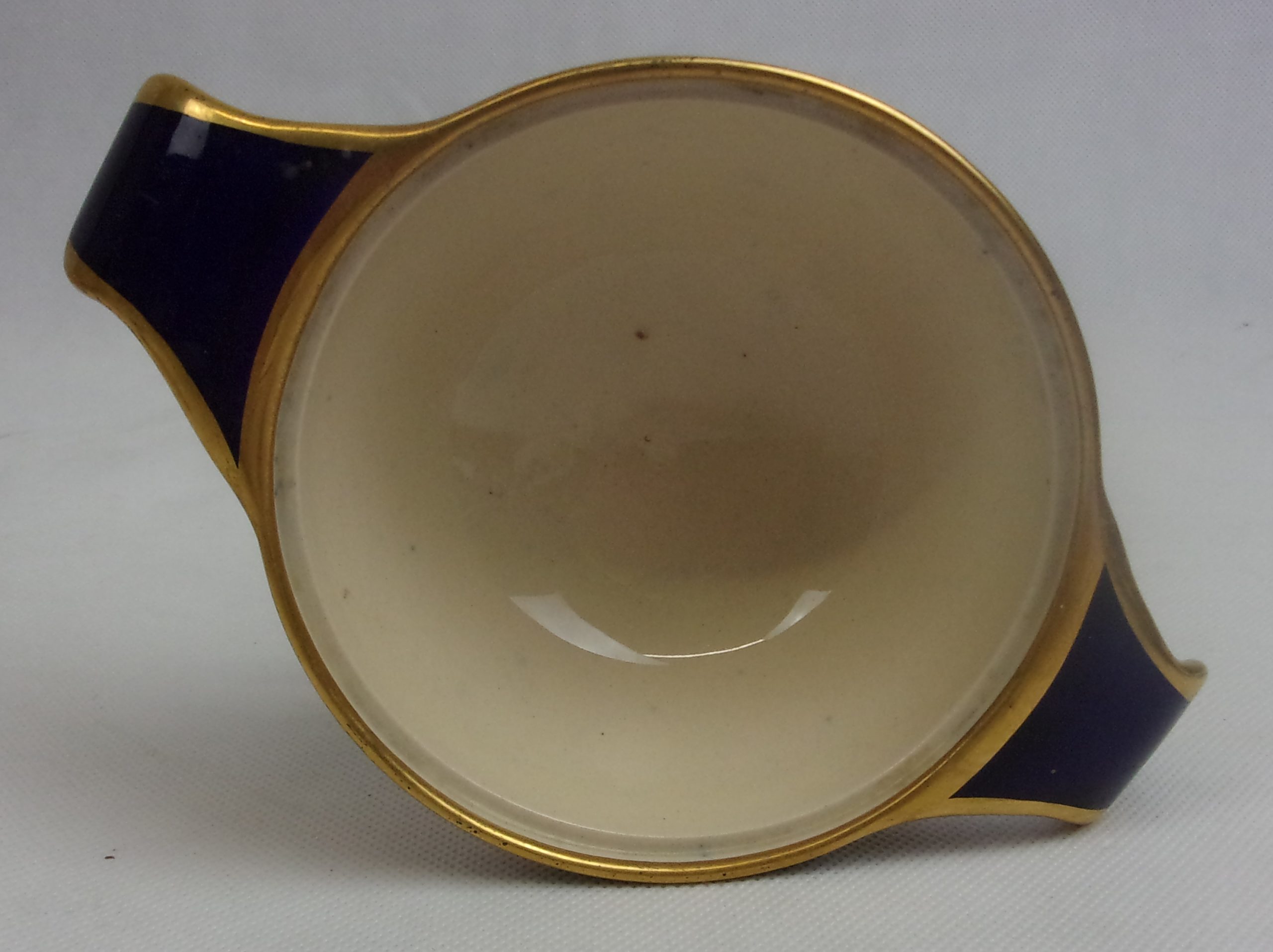 Circa 1897 William Moorcroft For James MacIntyre Aurelian Ware Lidded Bonbonnierre - Image 10