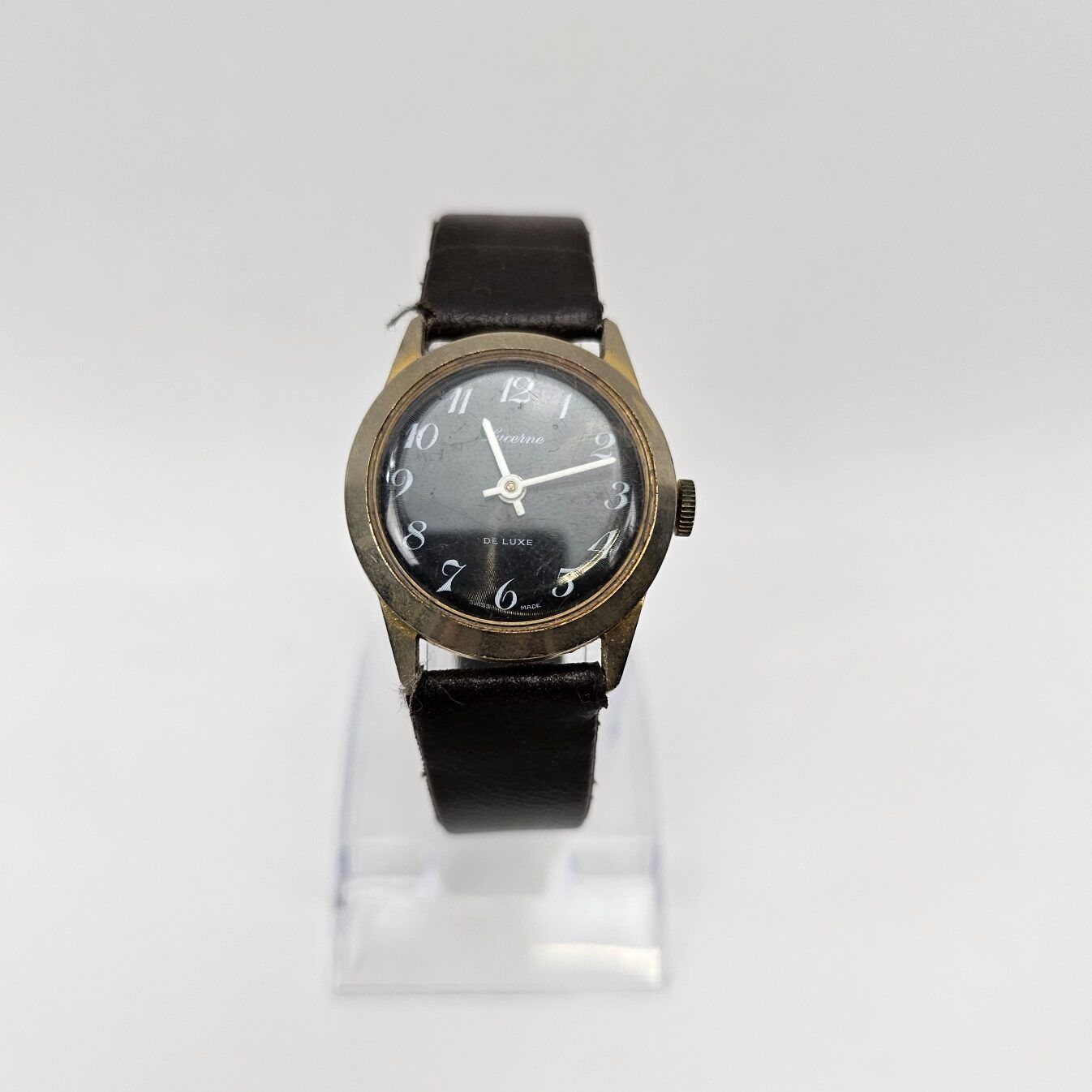 Lucerne De Luxe Swiss Mid-Size Manual Wind Watch