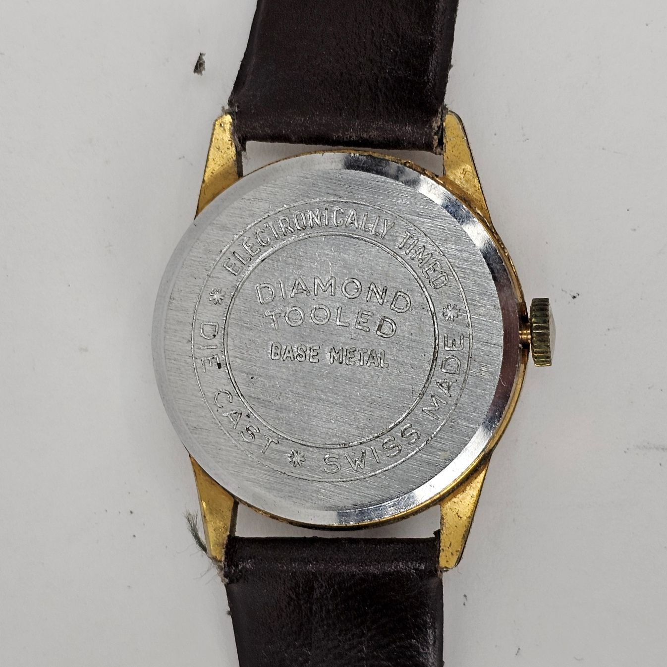 Lucerne De Luxe Swiss Mid-Size Manual Wind Watch - Image 6