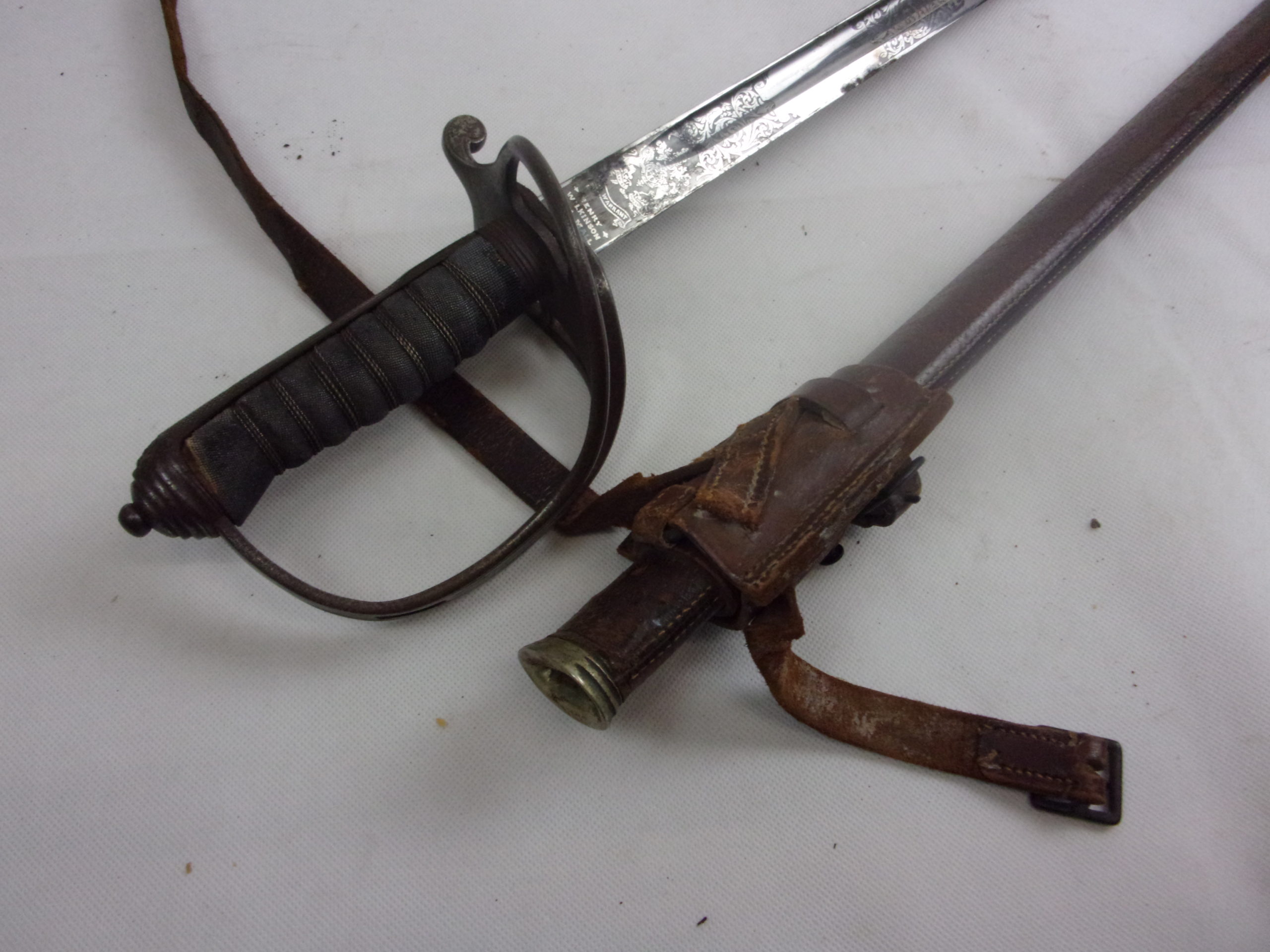 Royal Artillery Wilkinson Swords 1822 Pattern Light Cavalry Sabre, Leather Frog And Leather Field Scabbard - Image 2