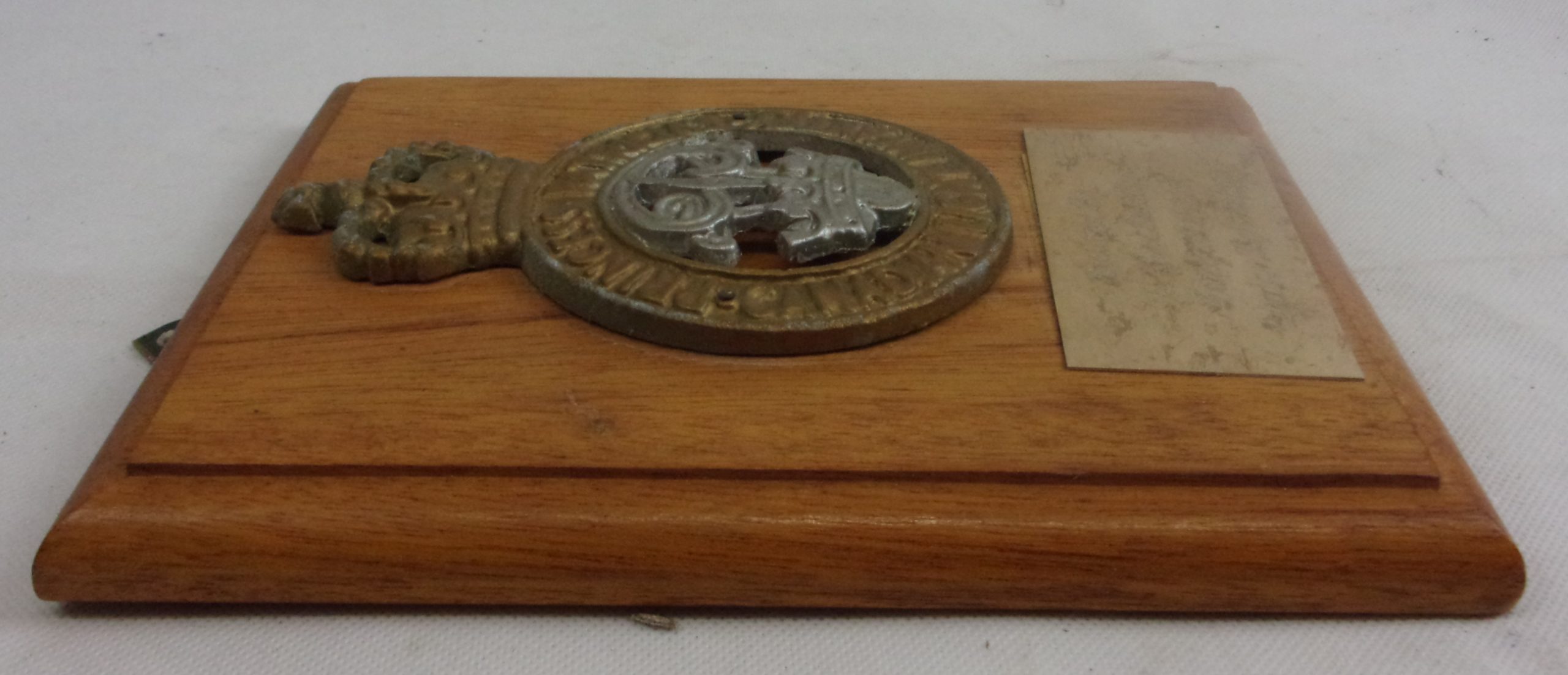 Princess Patricias Canadian Light Infantry 3rd Battalion Presentation Plaque - Image 5