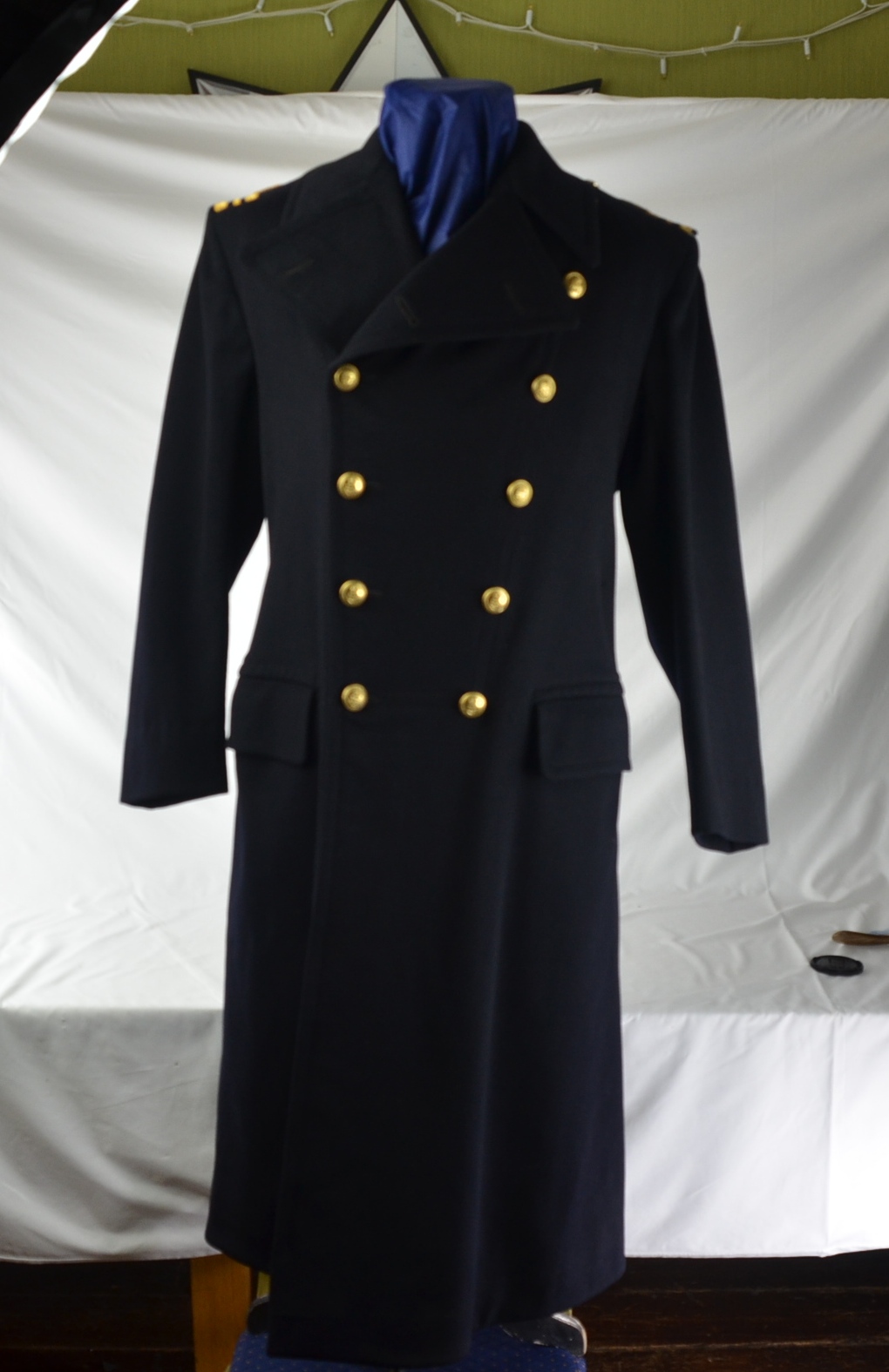 Royal Navy Officers Gieves Wool/Cashmere Dress Coat In Superb Condition