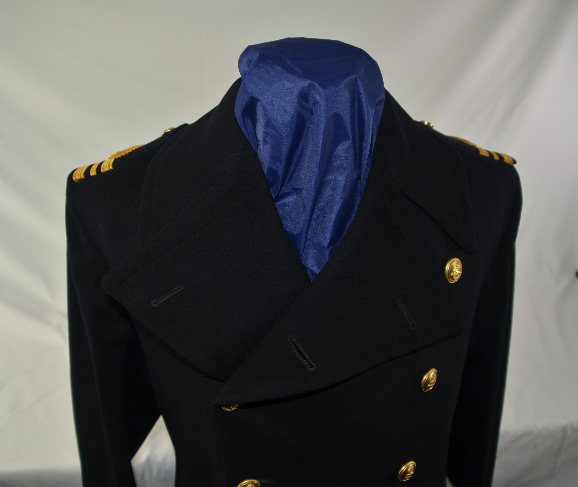 Royal Navy Officers Gieves Wool/Cashmere Dress Coat In Superb Condition - Image 13