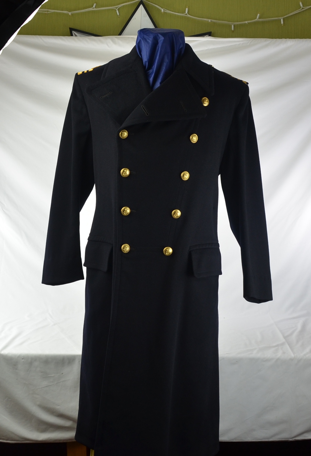 Royal Navy Officers Gieves Wool/Cashmere Dress Coat In Superb Condition - Image 4