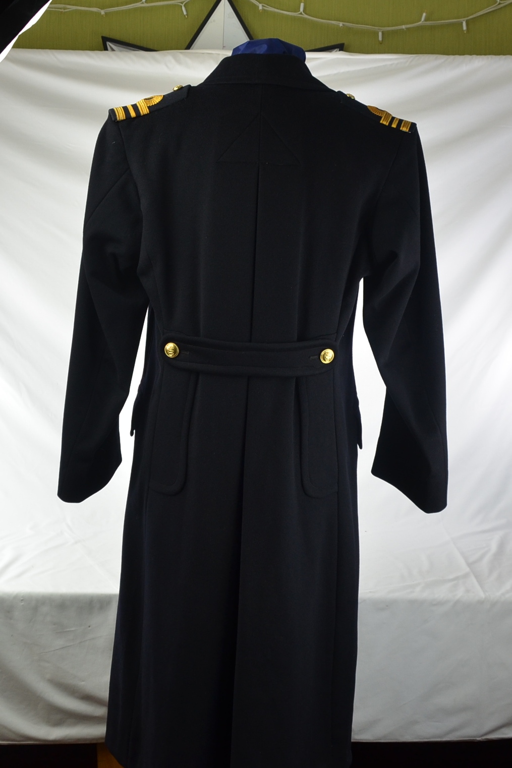 Royal Navy Officers Gieves Wool/Cashmere Dress Coat In Superb Condition - Image 5