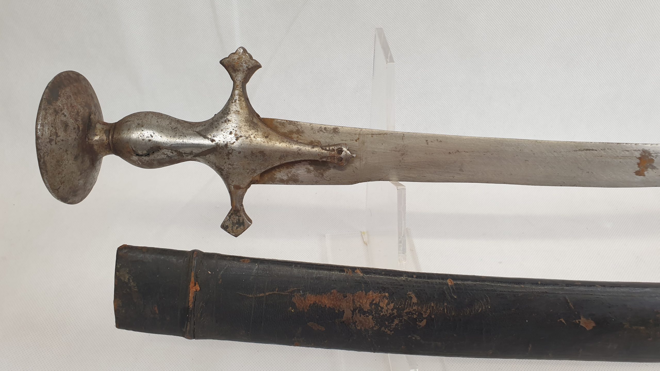 Indian 19th Century Tulwar Sword And Leather Scabbard - Image 17