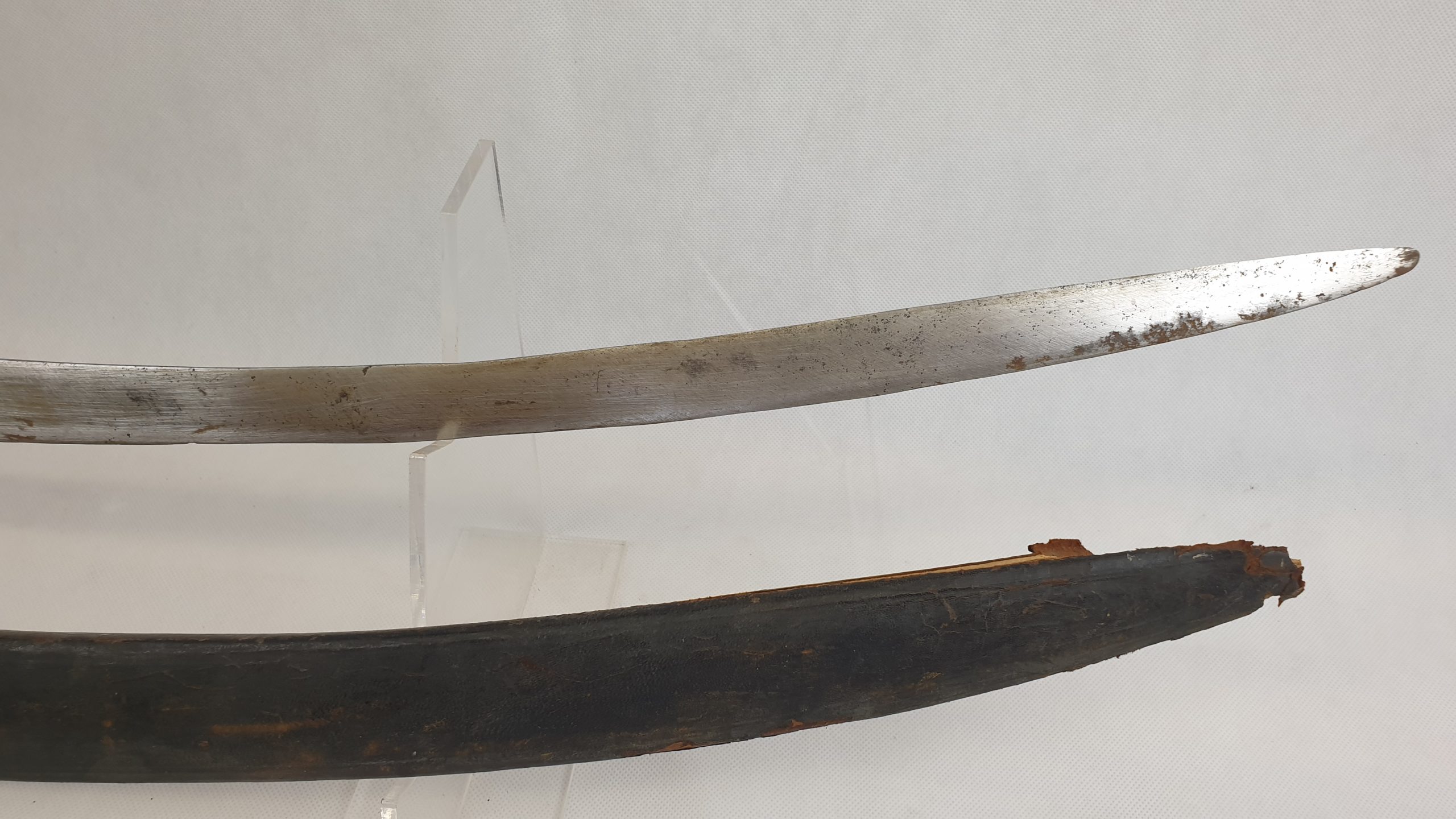Indian 19th Century Tulwar Sword And Leather Scabbard - Image 13