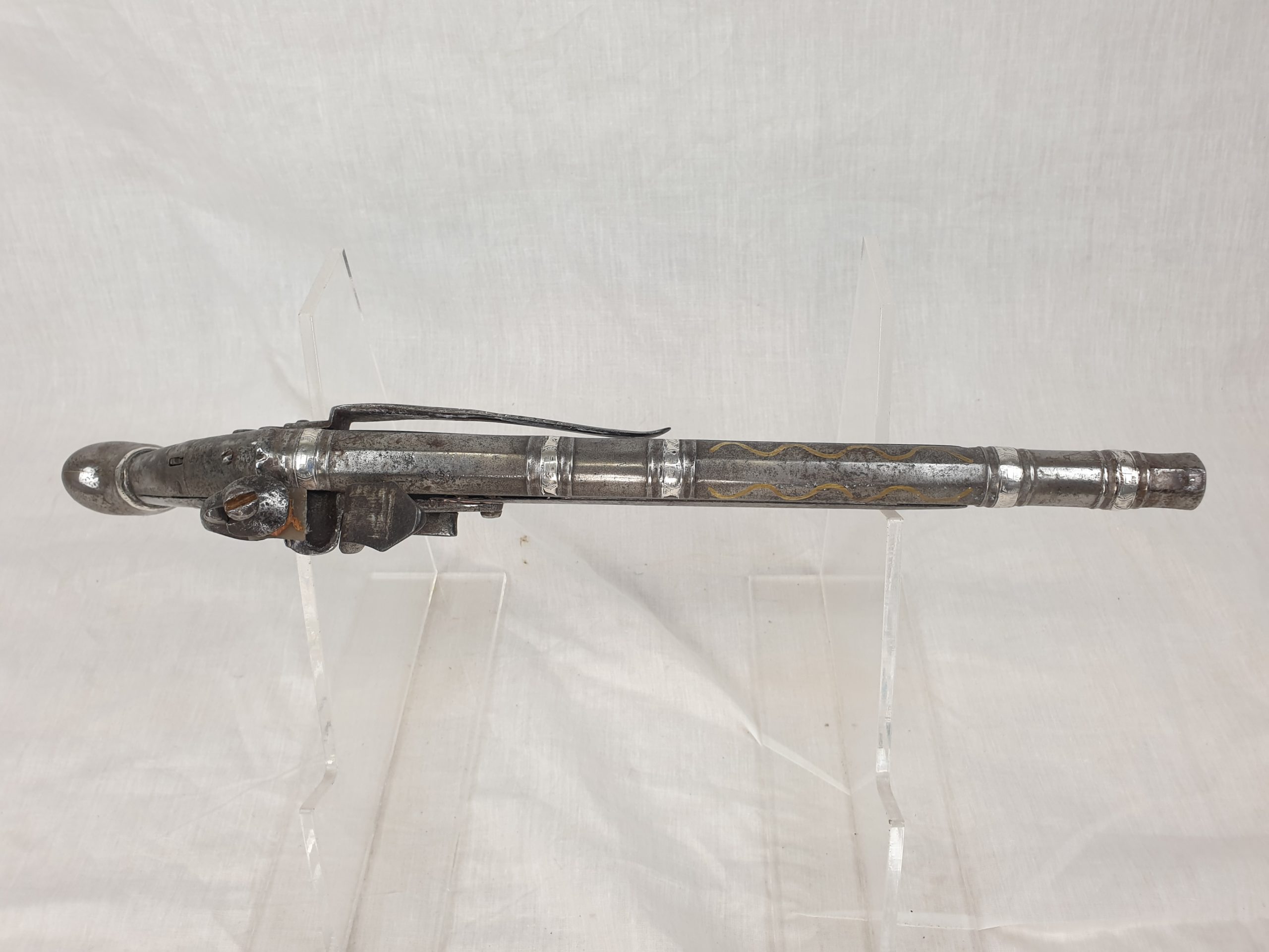 17th Century A Rare Scottish 22 Bore All Metal Heart-Butt Flintlock Belt Pistol - Image 10