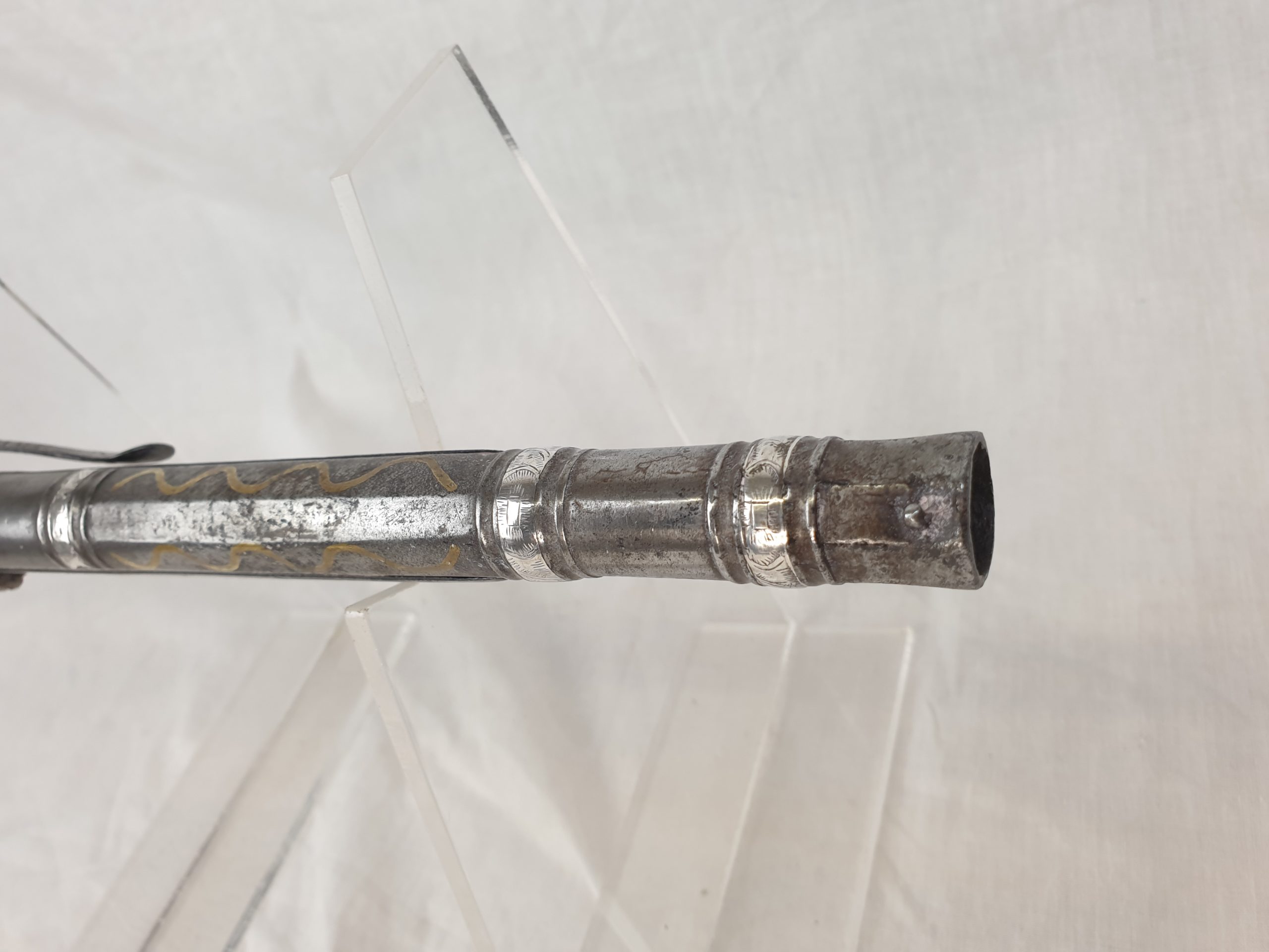 17th Century A Rare Scottish 22 Bore All Metal Heart-Butt Flintlock Belt Pistol - Image 11