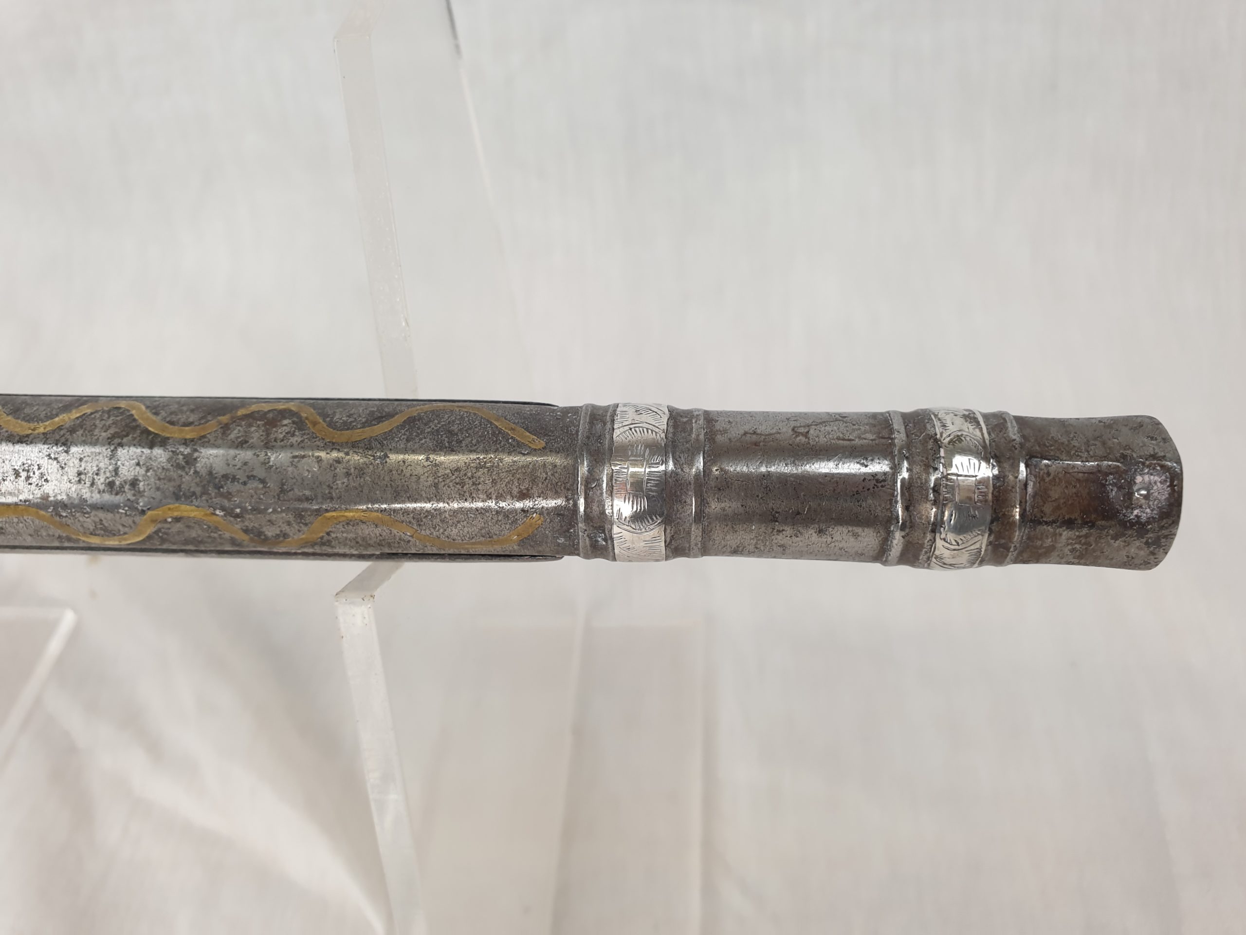17th Century A Rare Scottish 22 Bore All Metal Heart-Butt Flintlock Belt Pistol - Image 12