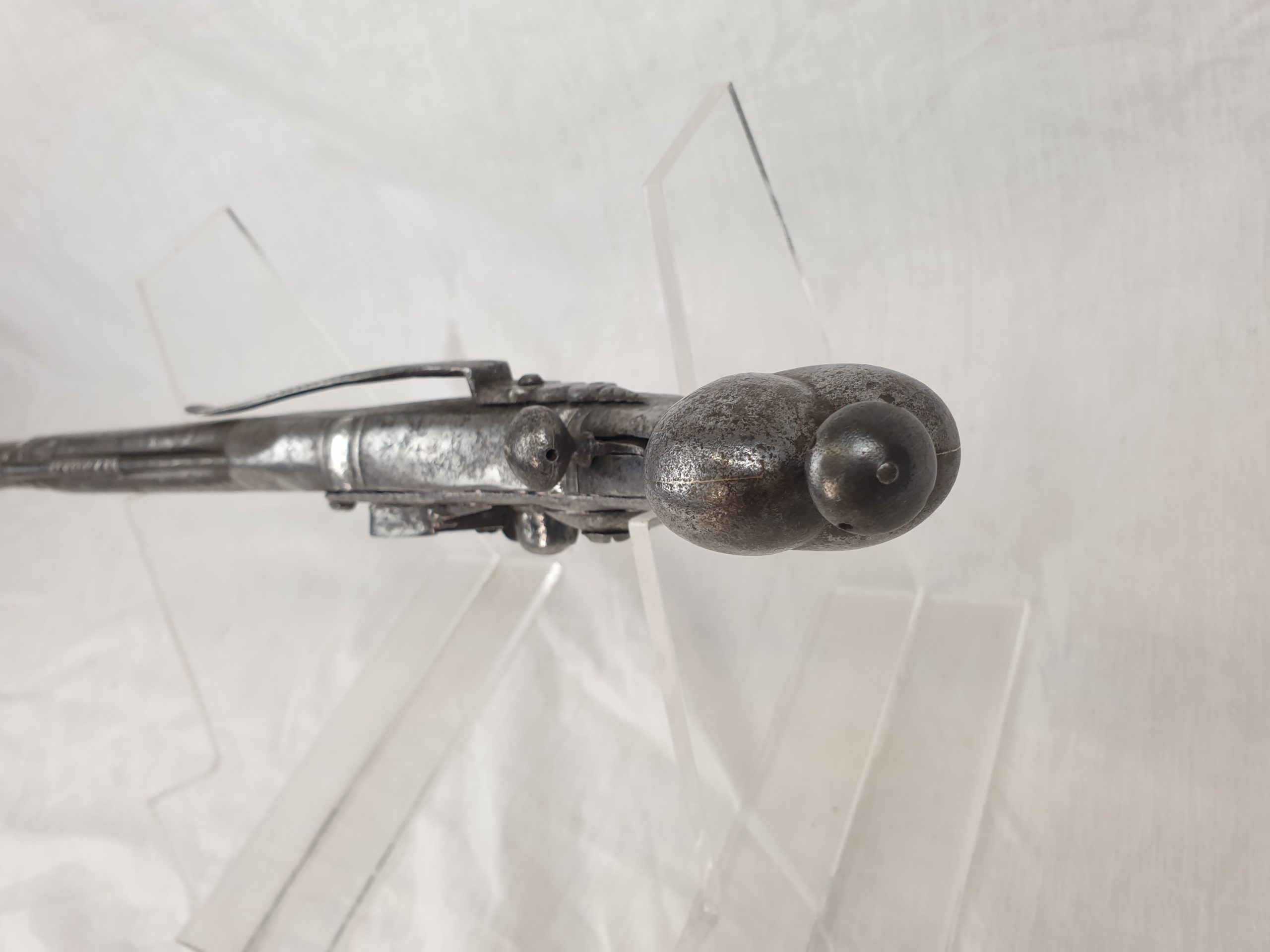17th Century A Rare Scottish 22 Bore All Metal Heart-Butt Flintlock Belt Pistol - Image 24