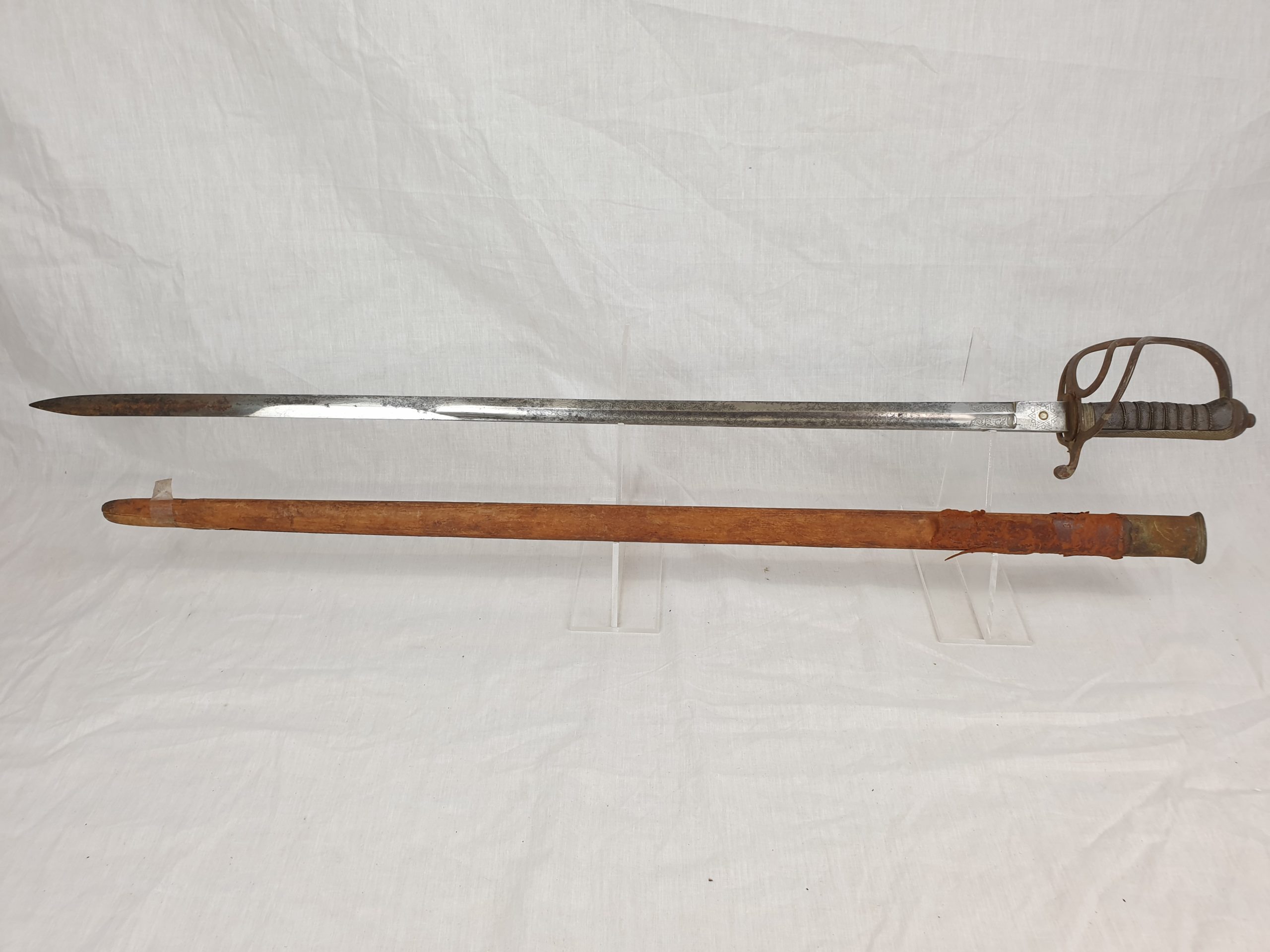 Circa 1910 British 1821 Pattern Royal Artillery Officers Sword And Scabbard By J R Gaunt & Son