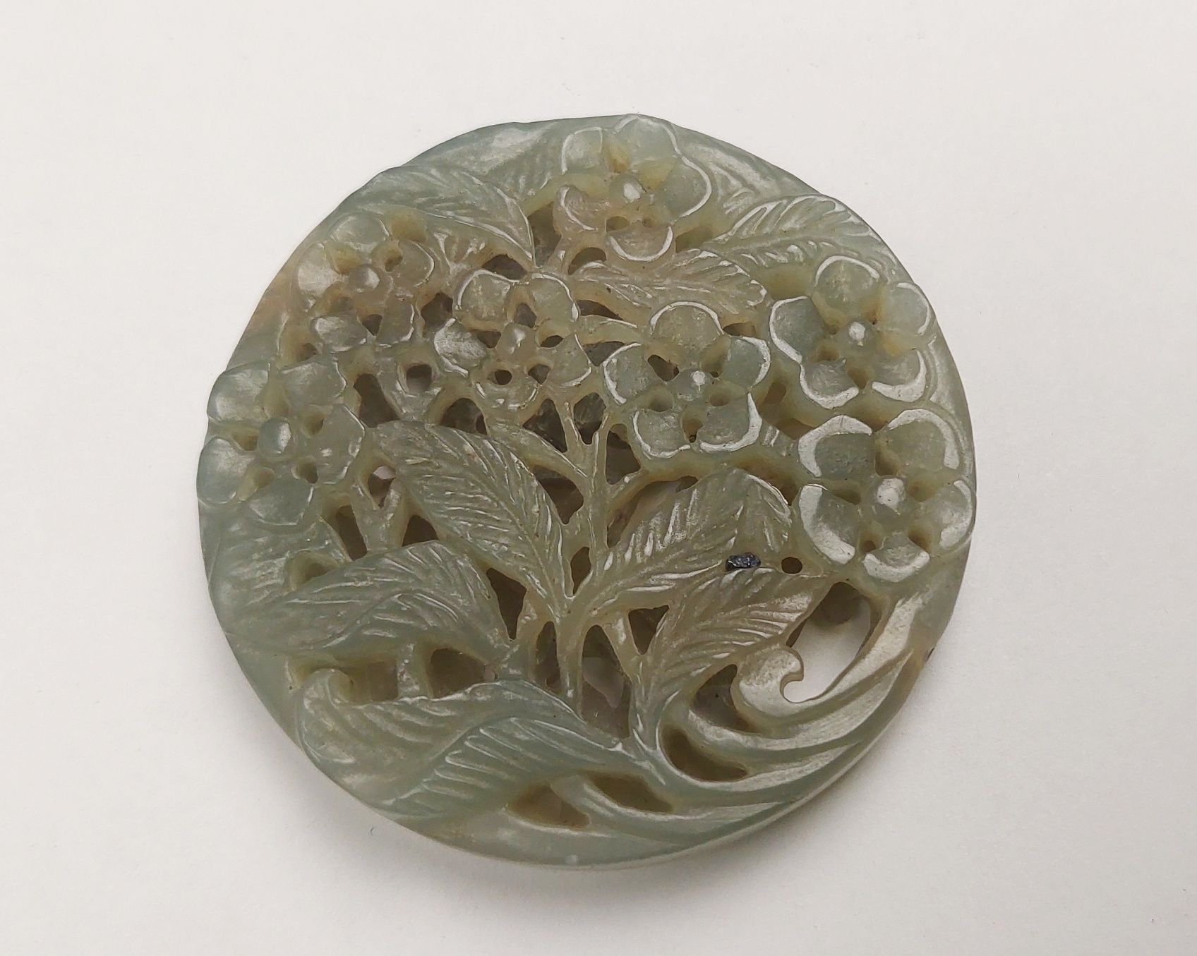 Finely Carved Chinese Reticulated Deep Celadon Jade Pendant Of Flowers