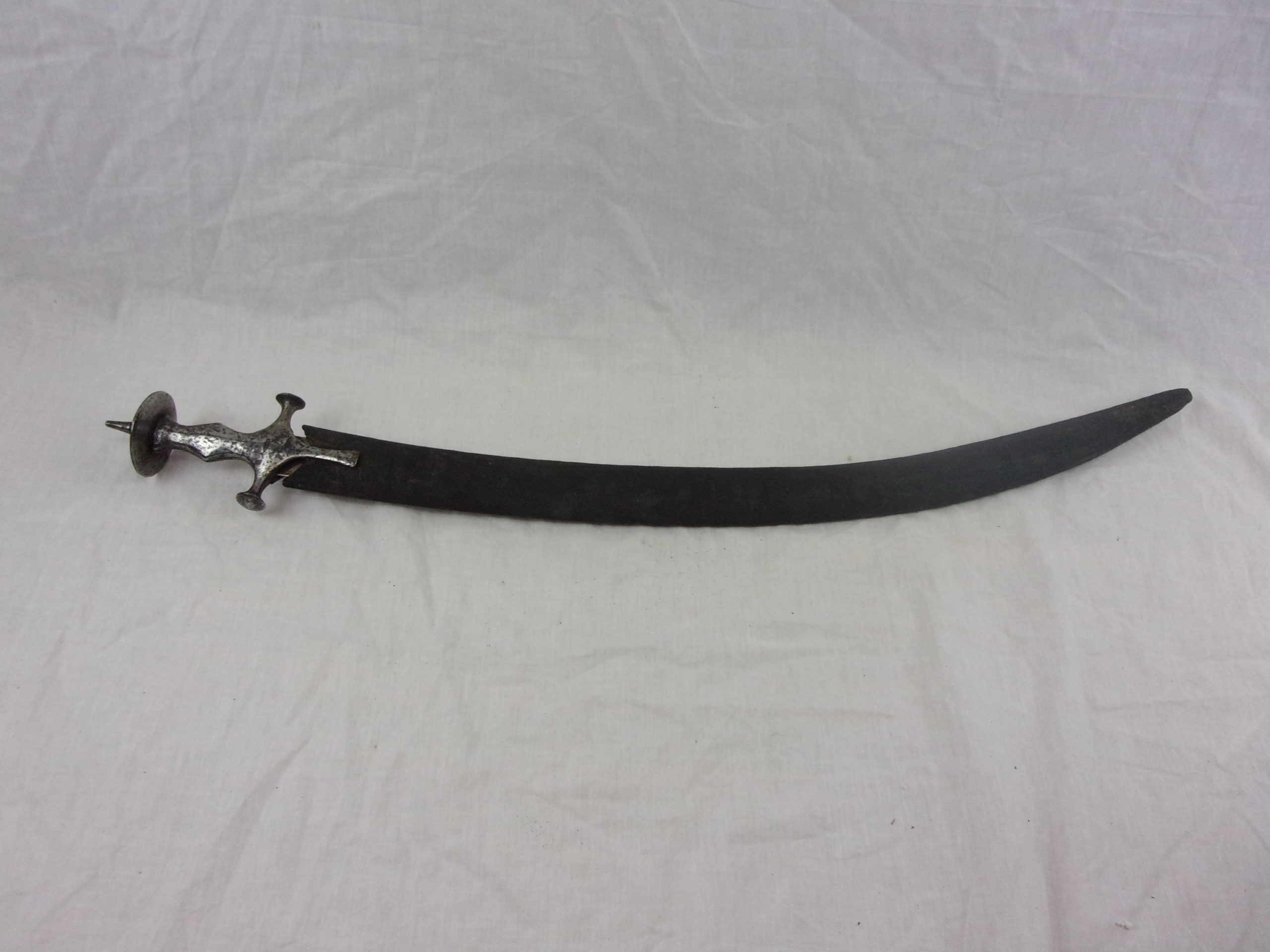 Indian 19th Century Tulwar Sword And Scabbard