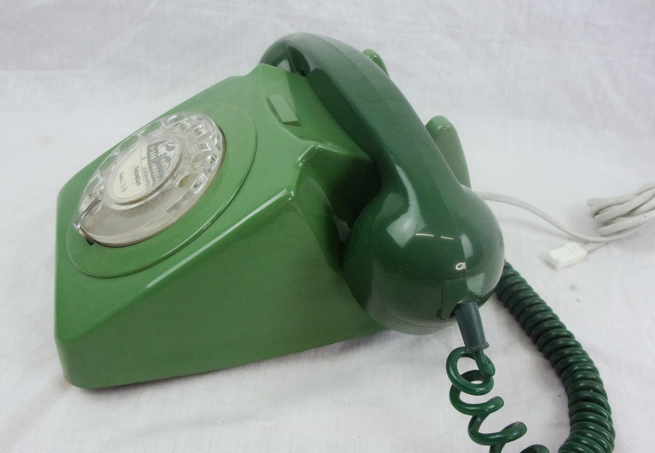 c1970 Two Tone Green Plastic GPO 746 TMA 69/1 Rotary Telephone - Image 4