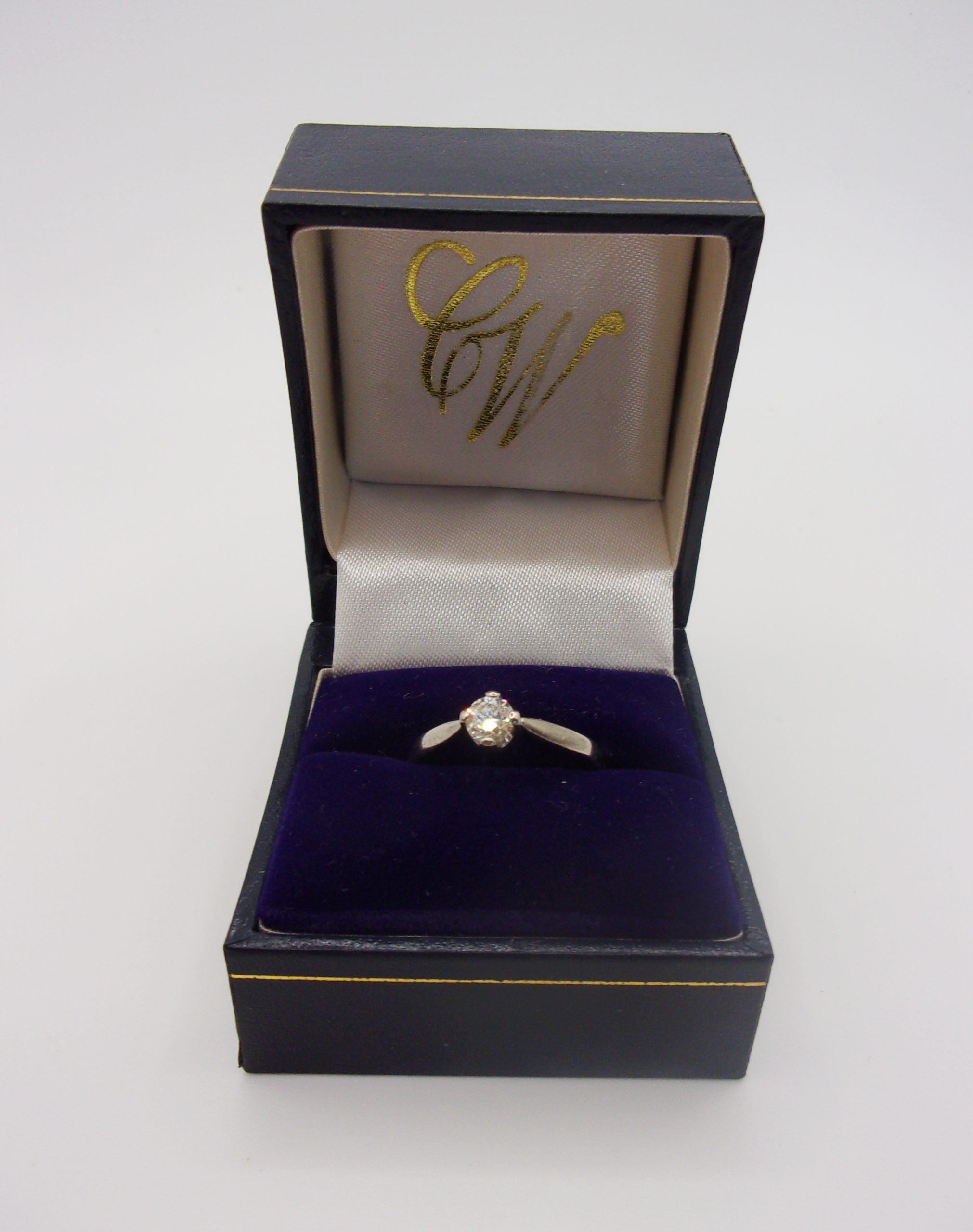 18ct White Gold .33 Carat Diamond Solitaire Ring UK Size M US 6 - Image 8