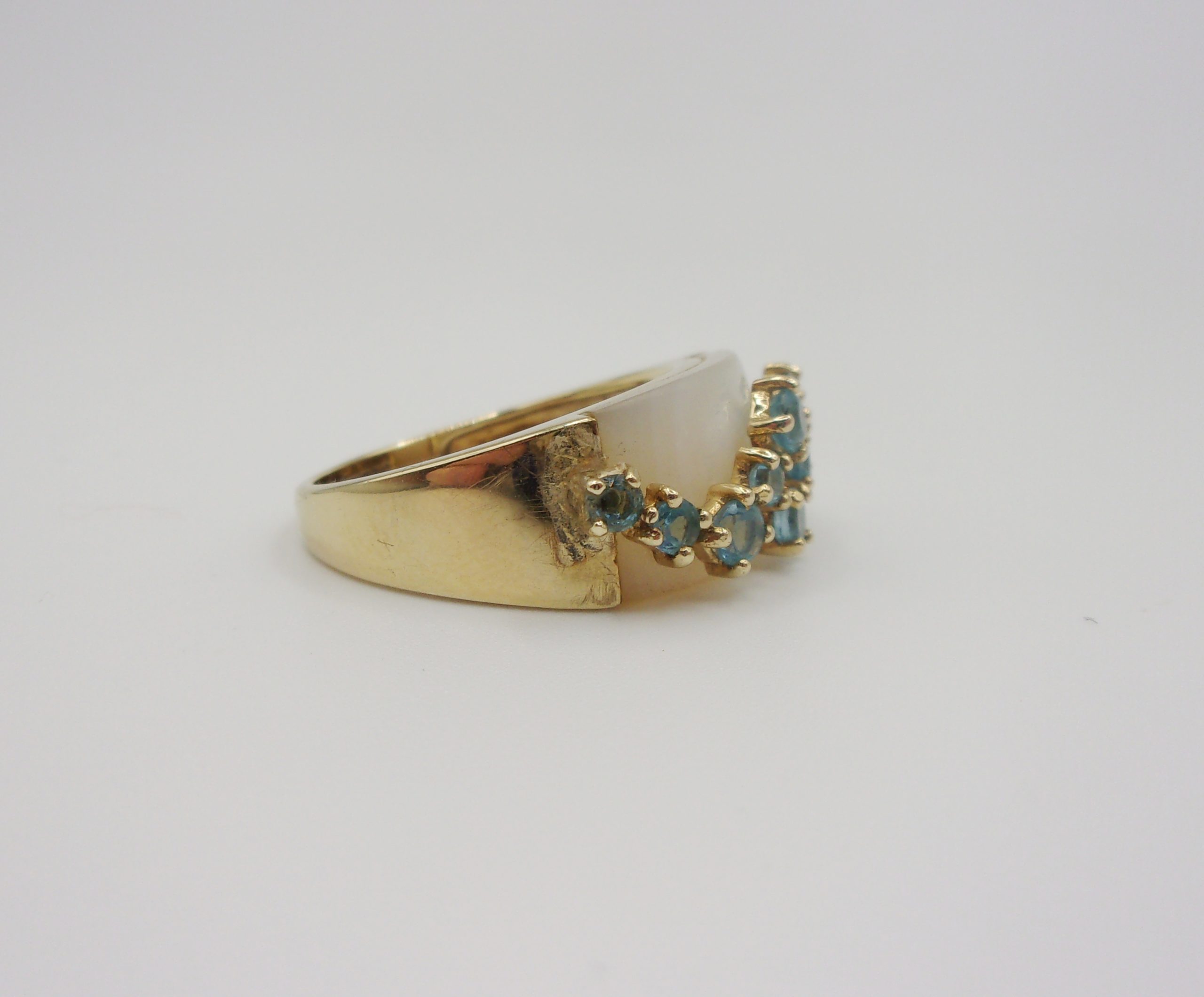 9ct Yellow Gold Topaz & M.O.P Cluster Ring UK Size S US 9 - Image 4