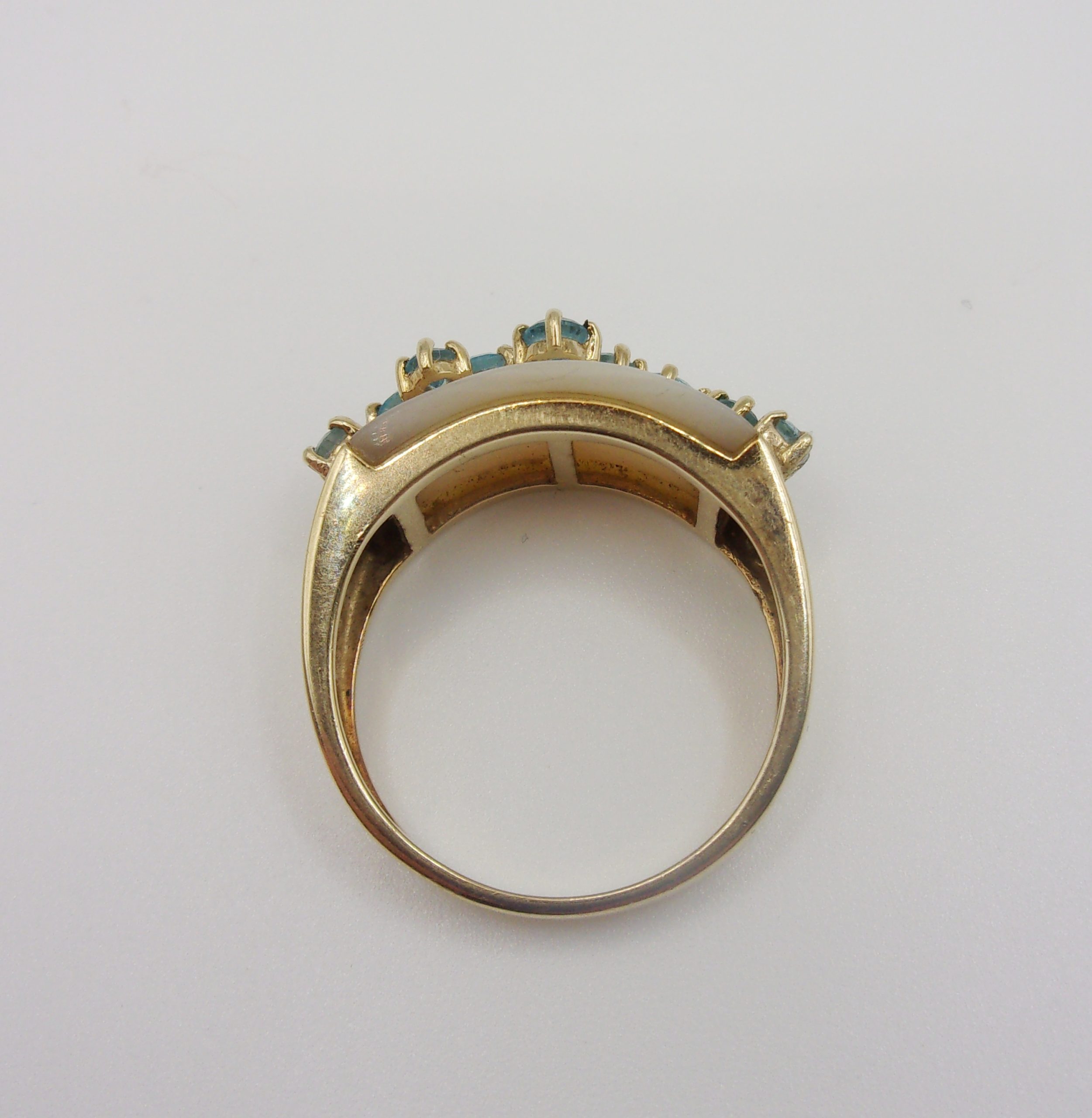 9ct Yellow Gold Topaz & M.O.P Cluster Ring UK Size S US 9 - Image 7