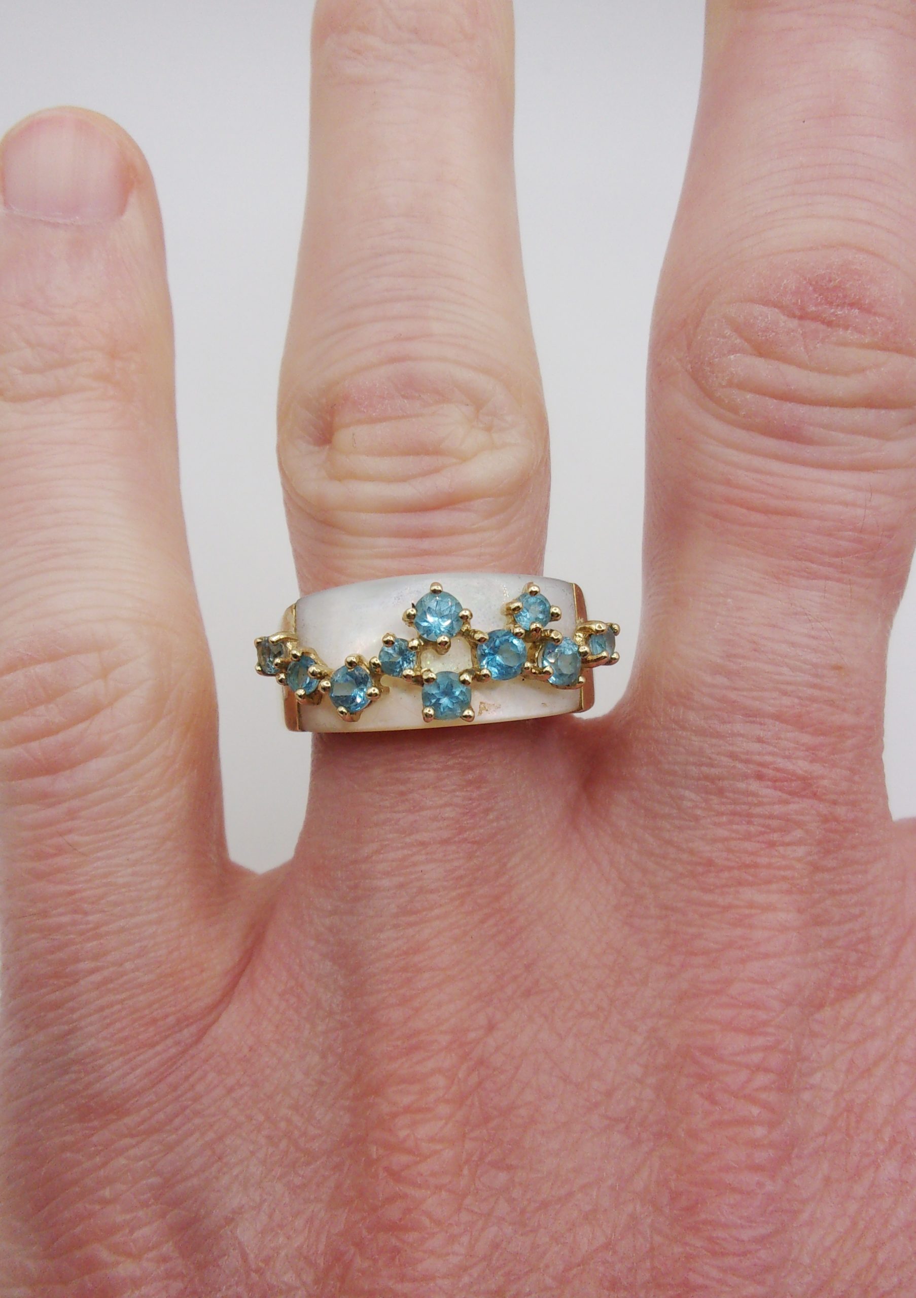 9ct Yellow Gold Topaz & M.O.P Cluster Ring UK Size S US 9 - Image 8