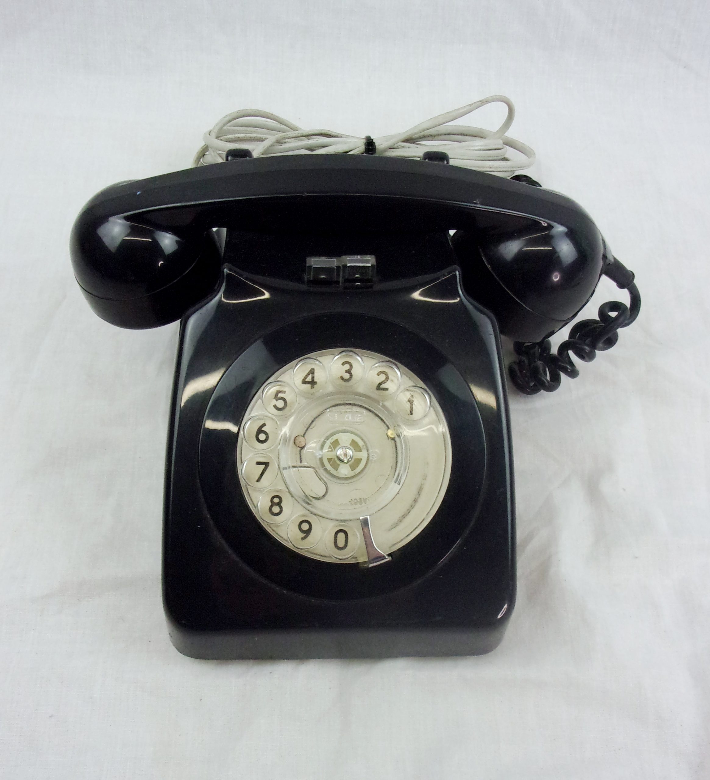 c1971 Black Plastic GPO 746F SPK 71/1 Rotary Telephone