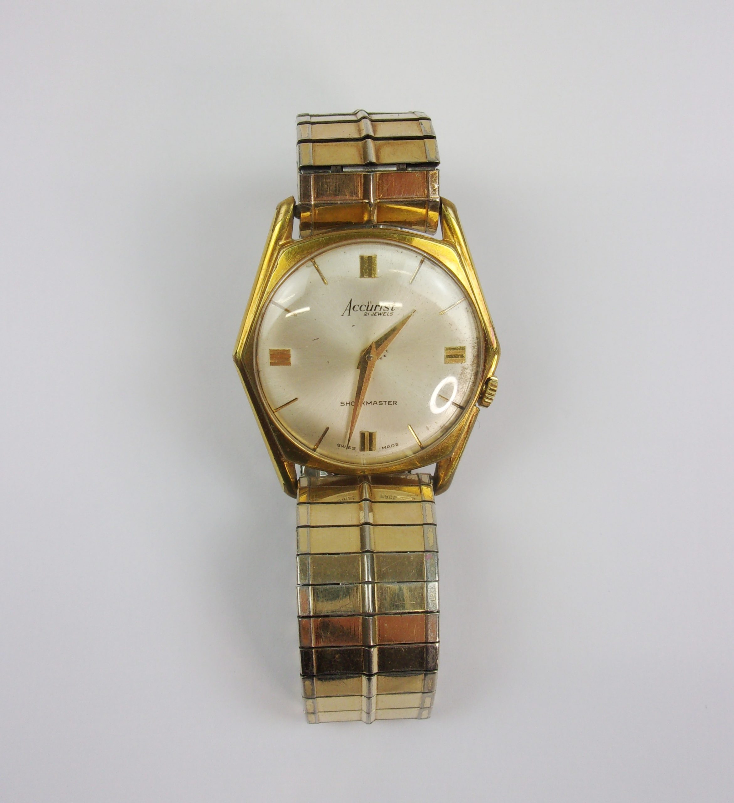 Gents Accurist 21 Jewel Shockmaster Wristwatch