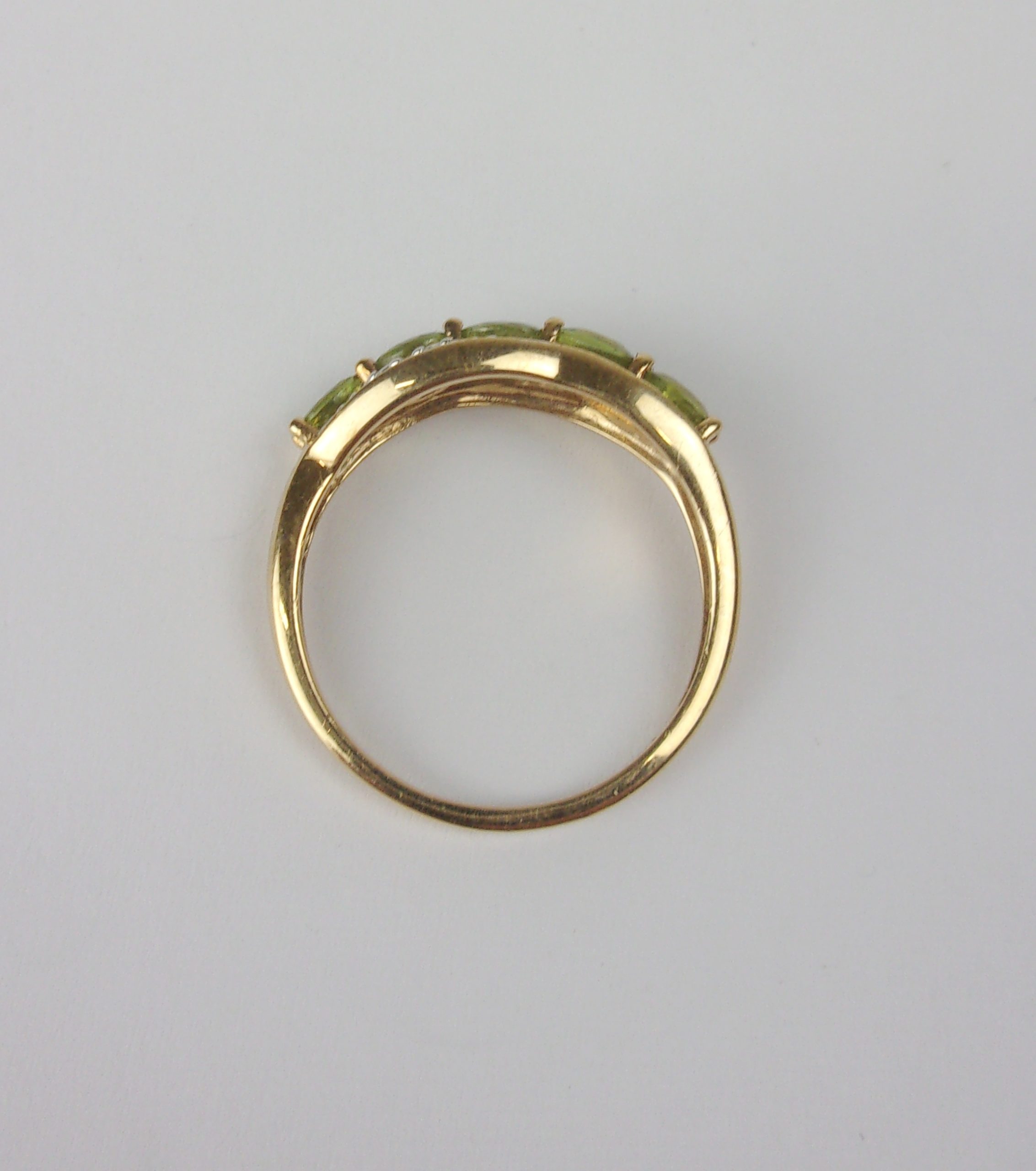 9ct Yellow Gold Peridot & Diamond Ring UK Size N+ US 6 ¾ - Image 5
