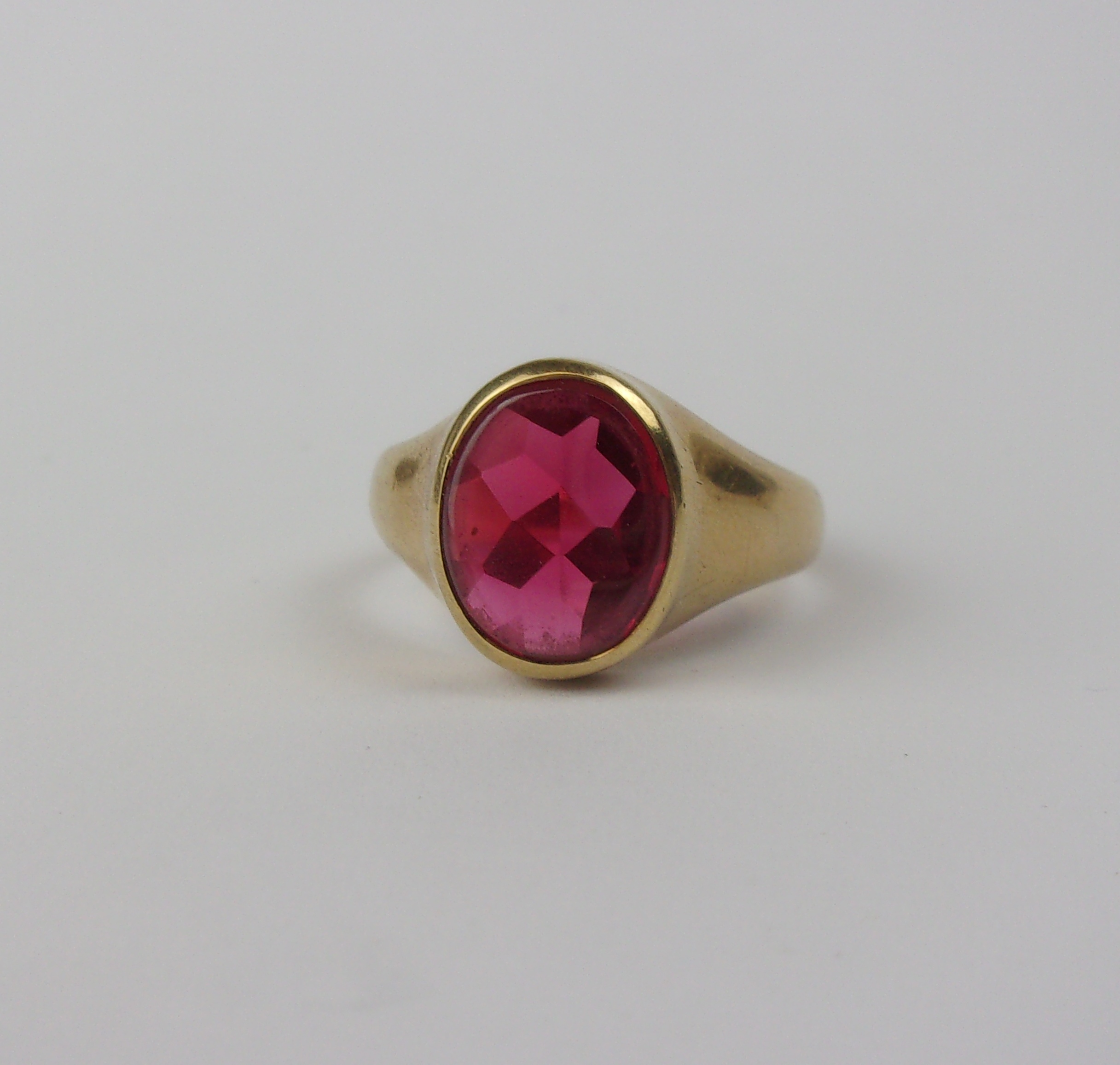 Mens 9ct Yellow Gold Ruby Signet Ring UK Size U – US 10 ¼