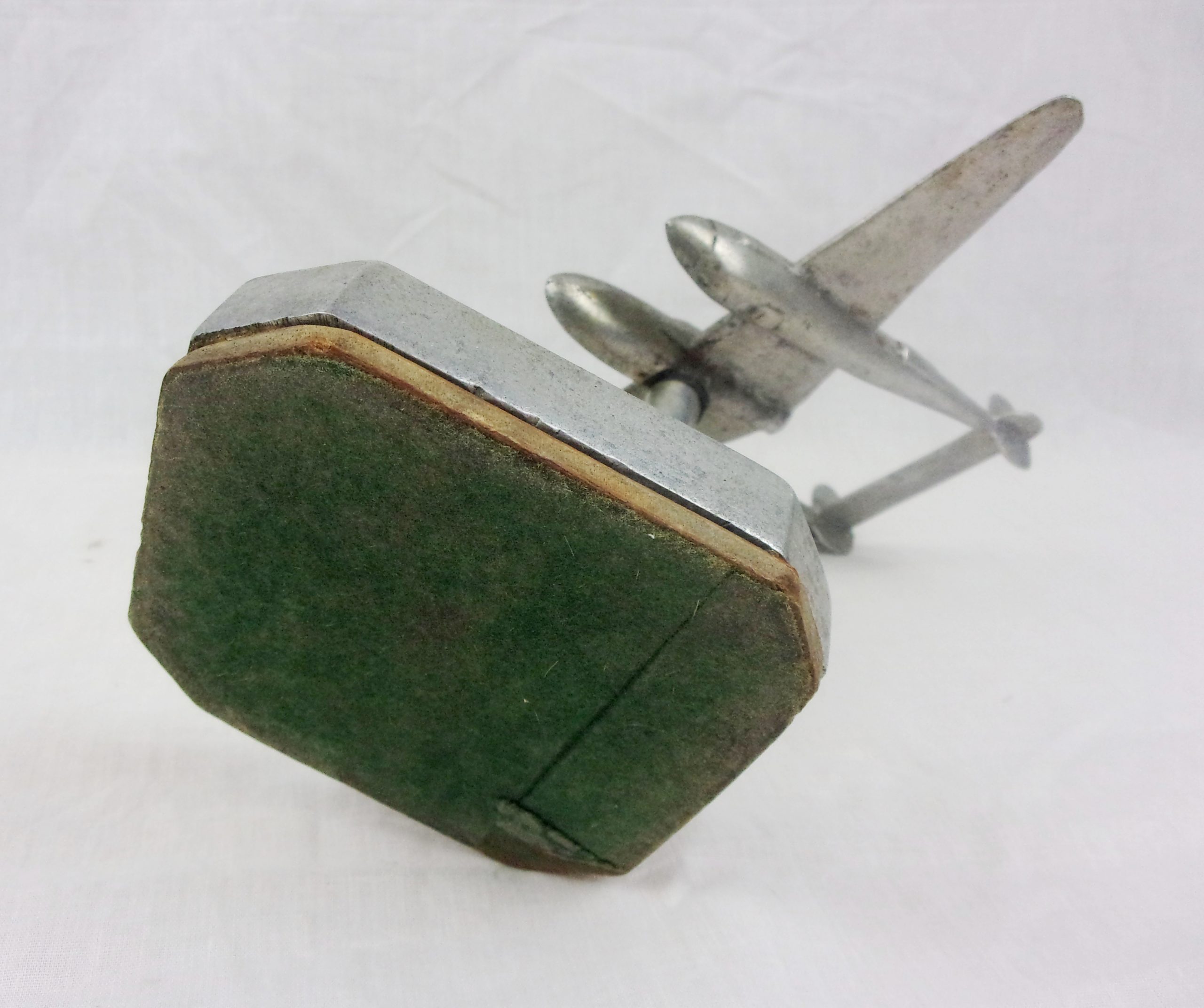 WW2 Era Lockheed P38 Lightning Fighter Plane Ashtray Model - Image 5
