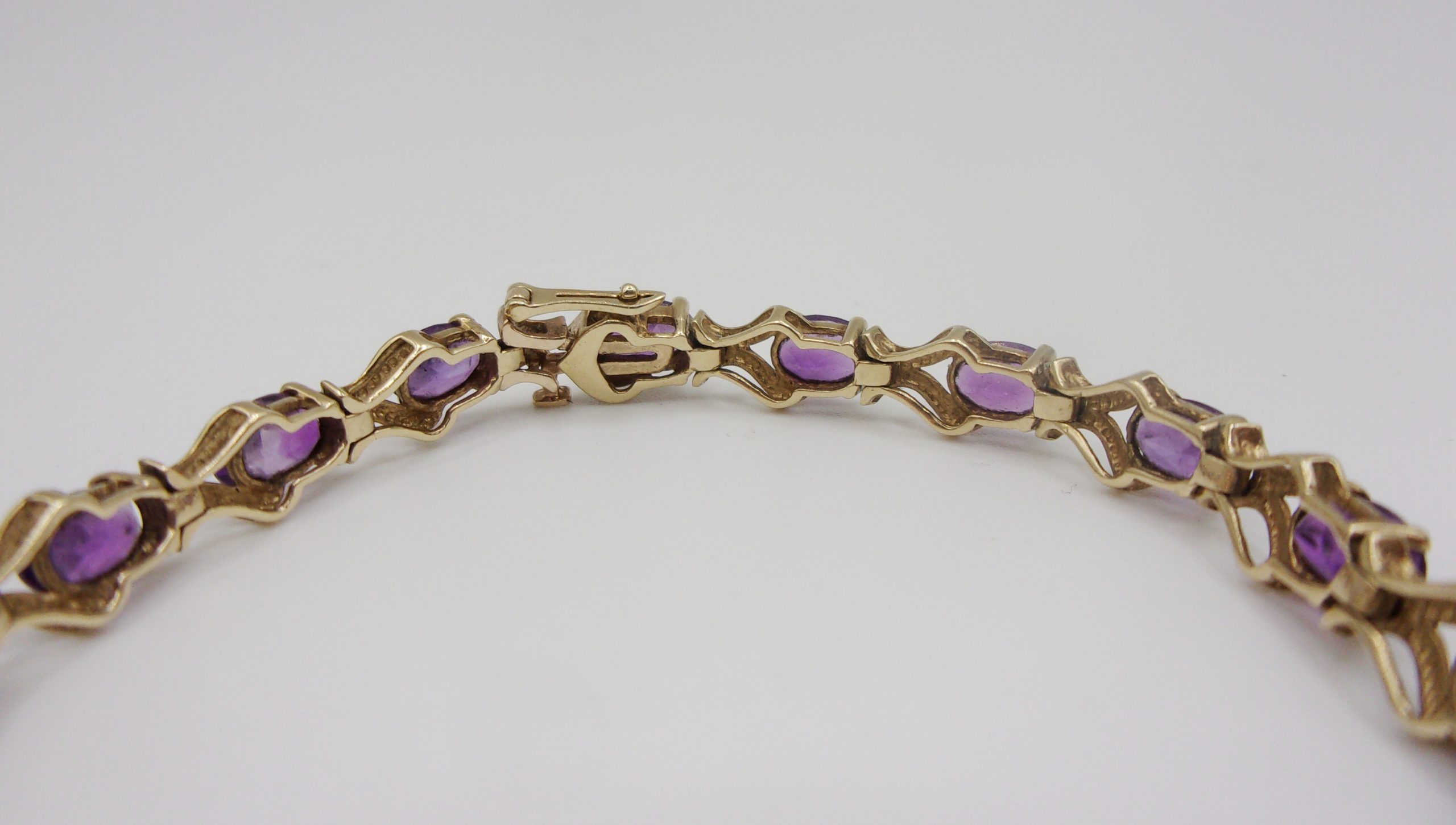 9ct Yellow Gold Amethyst Bracelet - Image 3