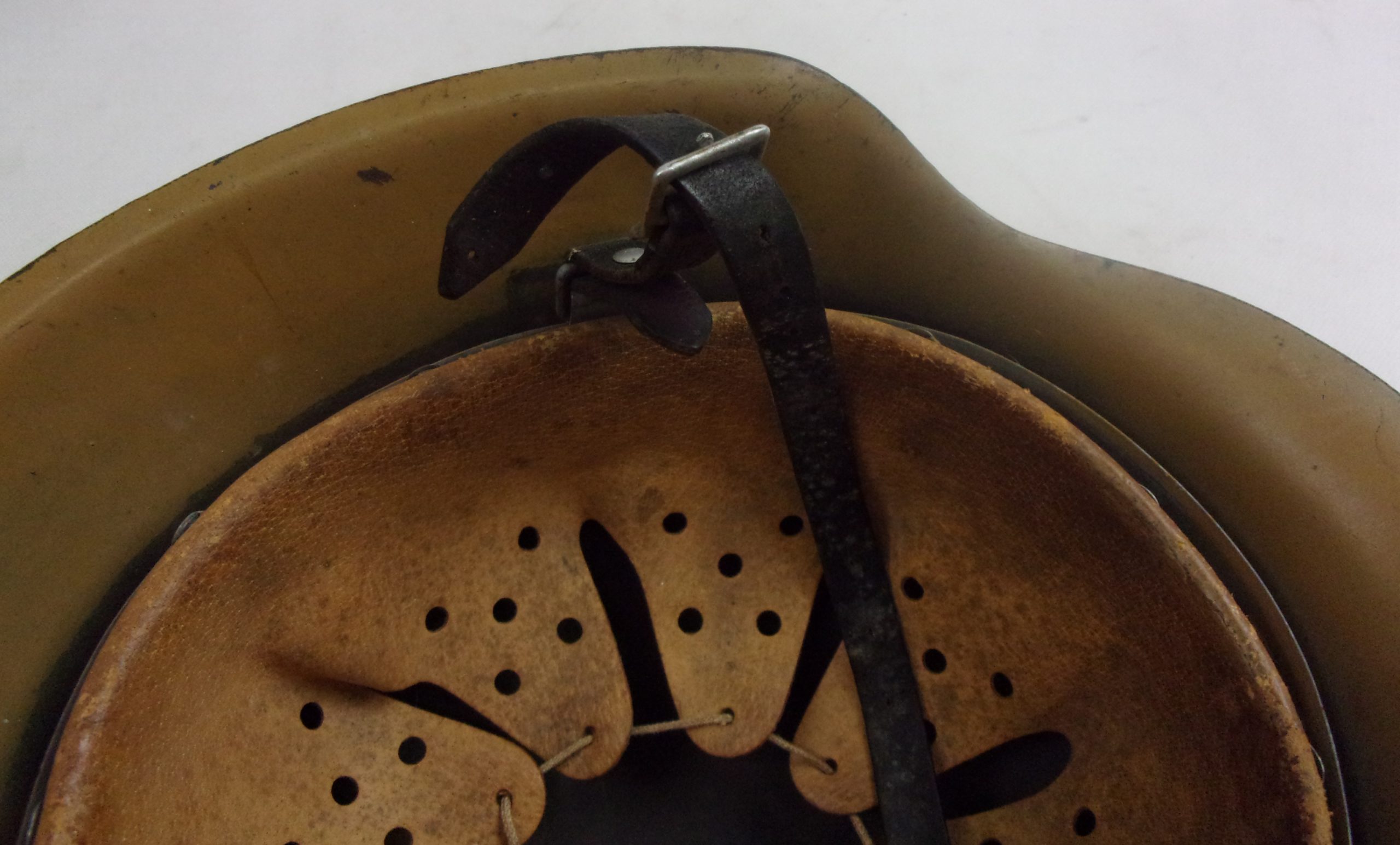 Original Early Afrika Korp M42 Helmet With Liner And Strap - Image 9